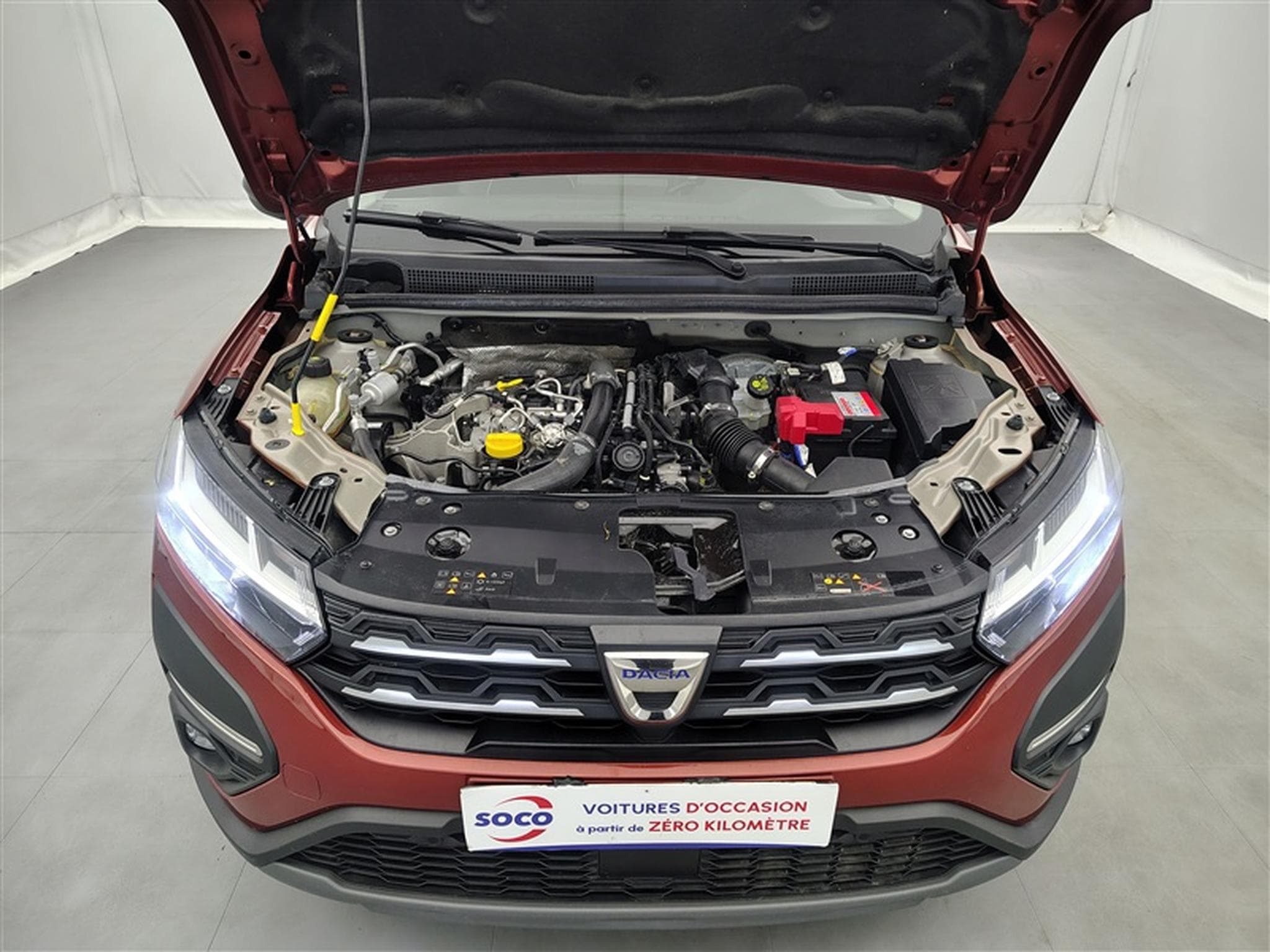 Dacia Jogger 1.0 TCe EXTREME 7pl. NAV/CAMERA/CARPLAY (2022) - Photo 20
