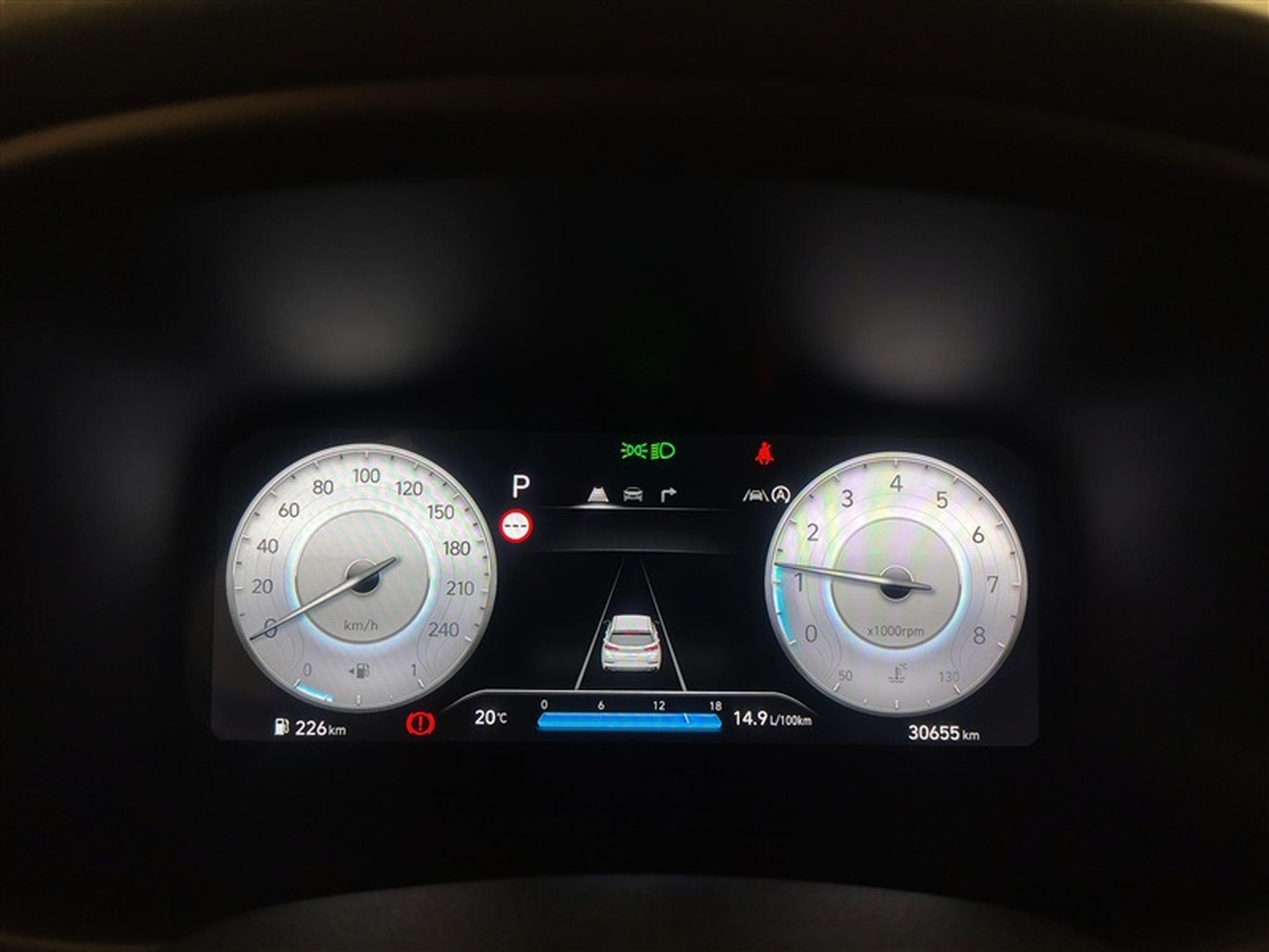 Hyundai i30 1.0 T-GDi Techno DCT NAVI / FULL LED (2024) - Photo 10