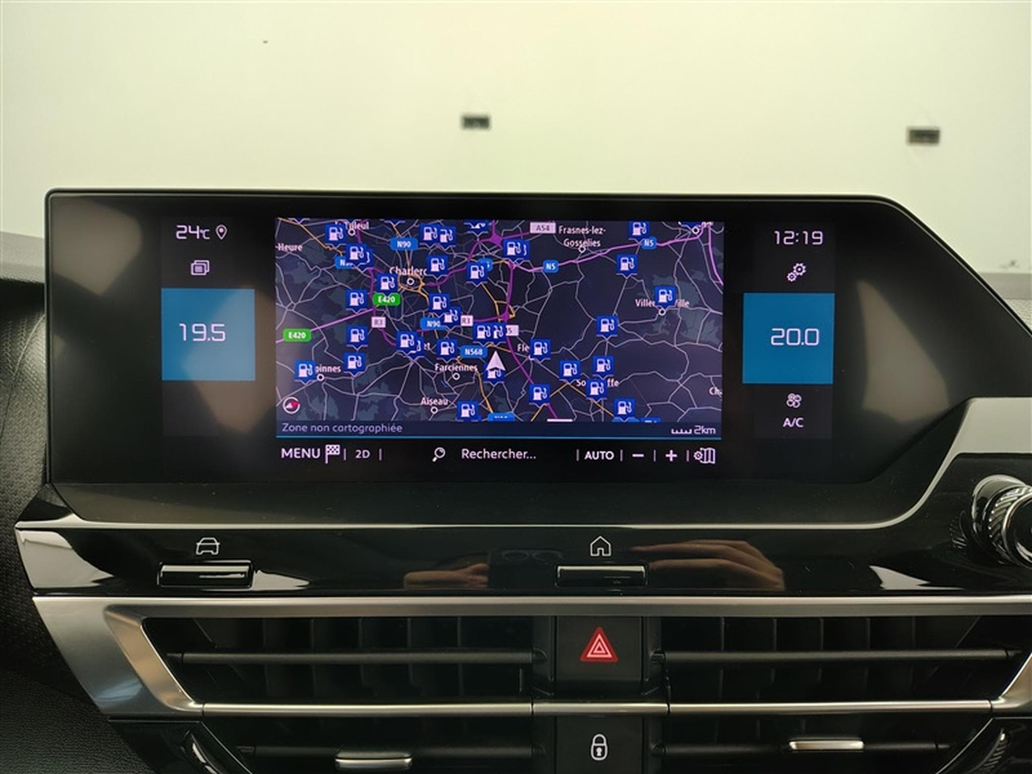 Citroën C4 1.2 PureTech Shine Pack CUIR/NAVI/TO PANO/FULL LED/JA (2022) - Photo 11