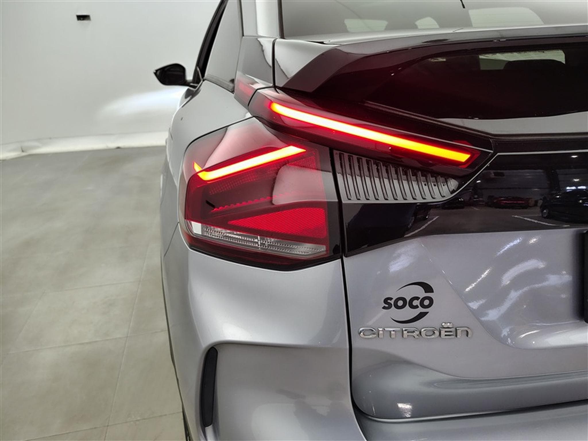 Citroën C4 1.2 PureTech Shine Pack CUIR/NAVI/TO PANO/FULL LED/JA (2022) - Photo 16