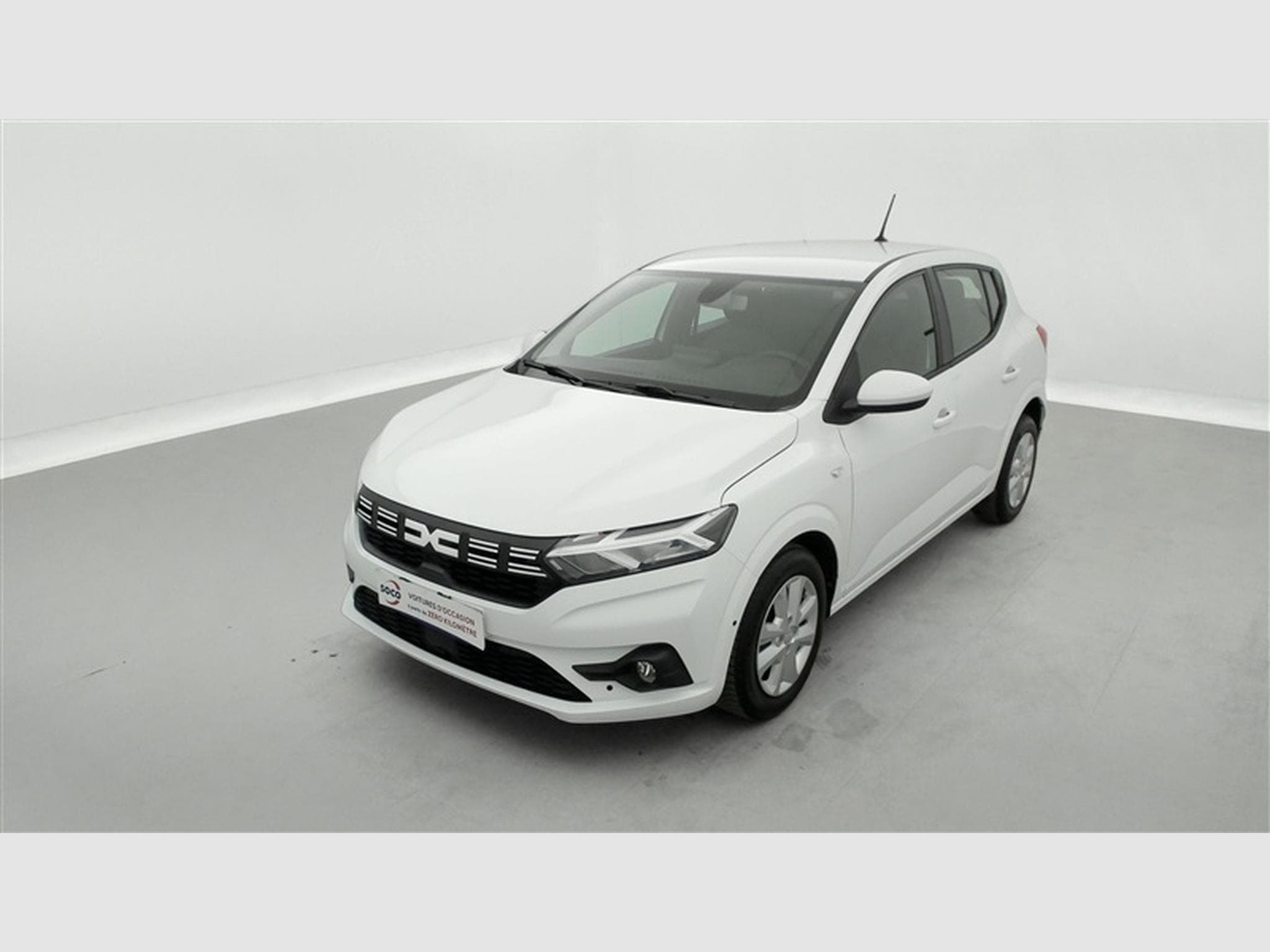Dacia Sandero 1.0i SCe Comfort CARPLAY / FULL LED / PDC AR (2024) - Photo 1