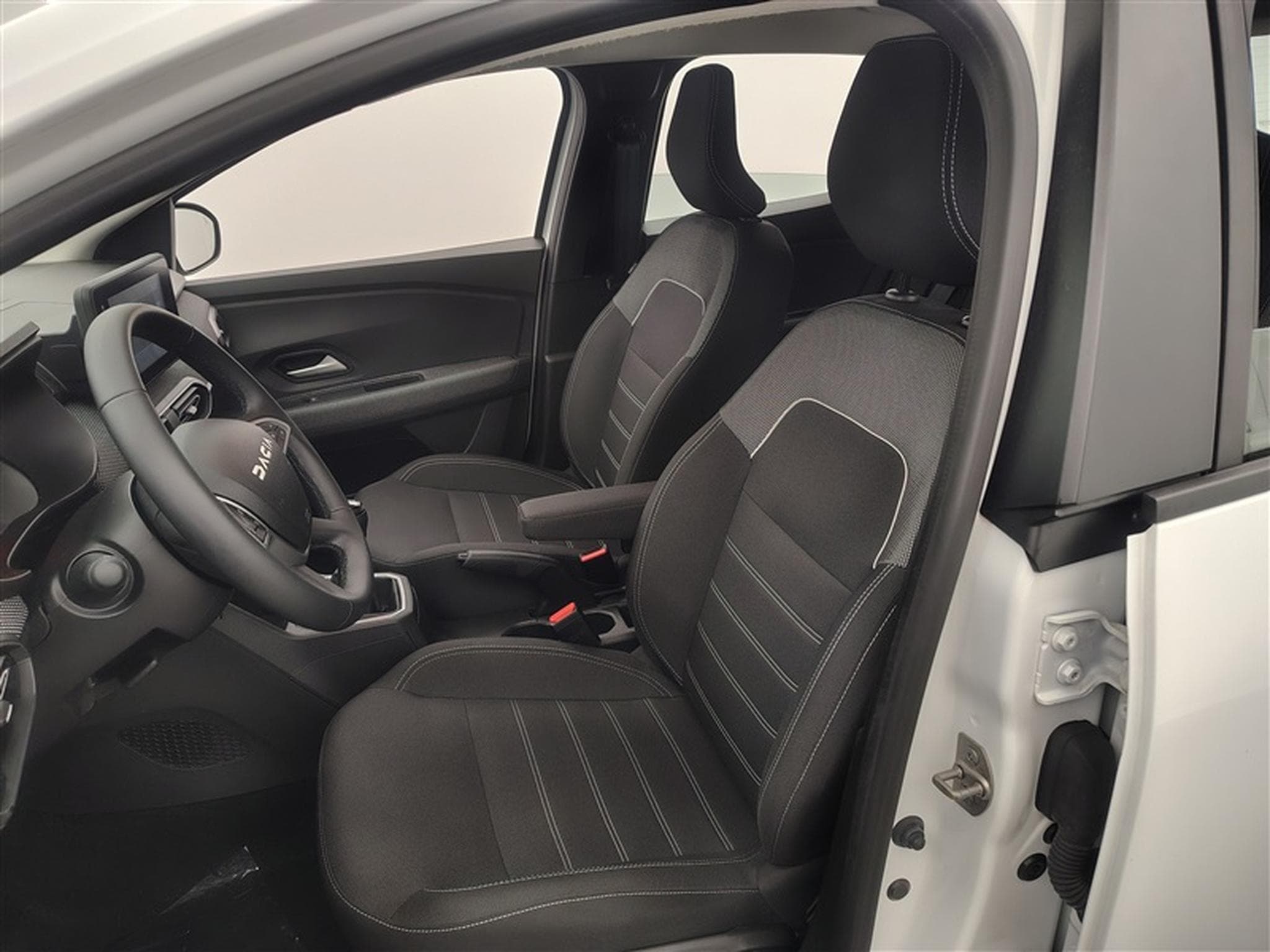 Dacia Sandero 1.0i SCe Comfort CARPLAY / FULL LED / PDC AR (2024) - Photo 7
