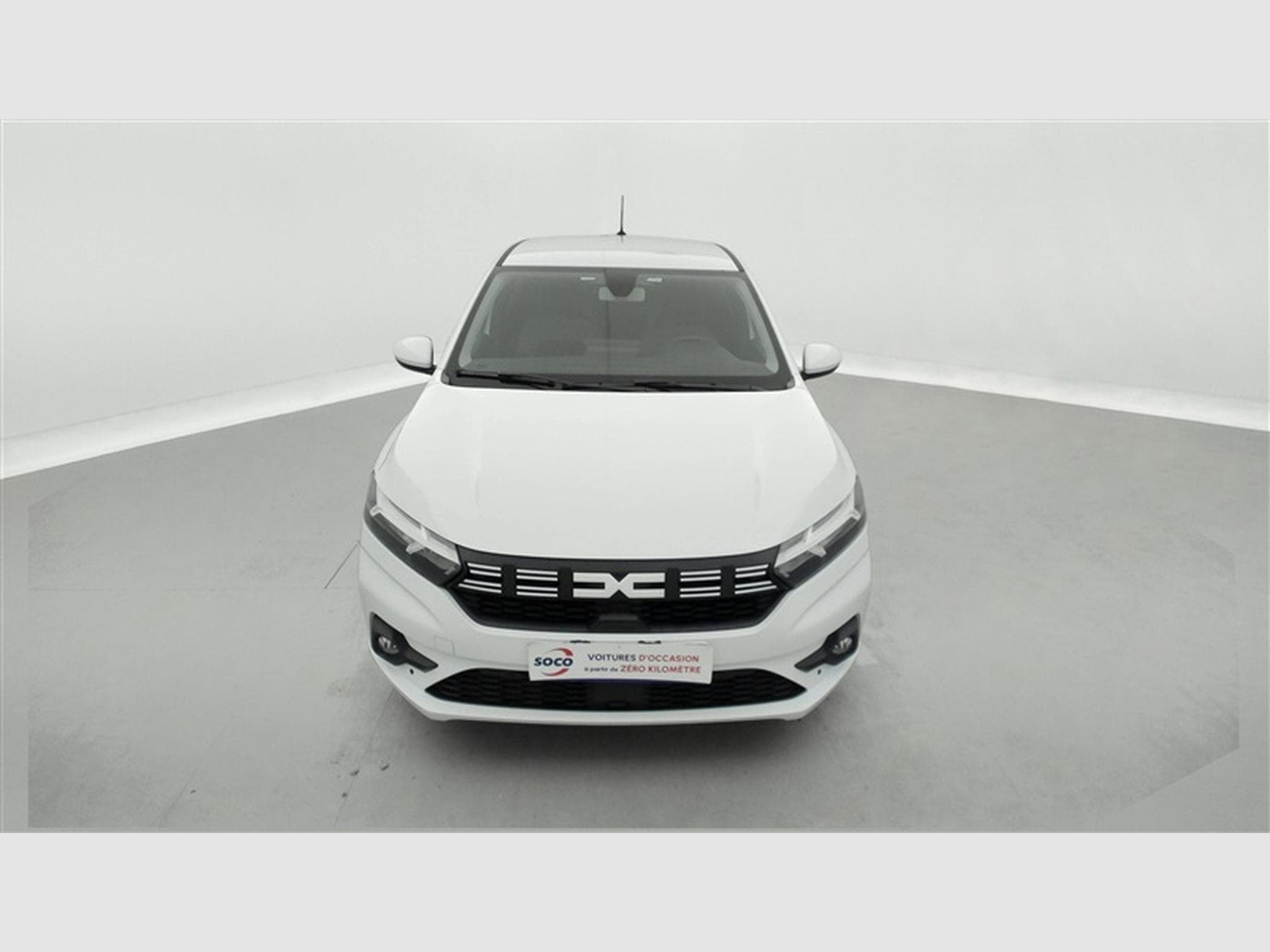 Dacia Sandero 1.0i SCe Comfort CARPLAY / FULL LED / PDC AR (2024) - Photo 4