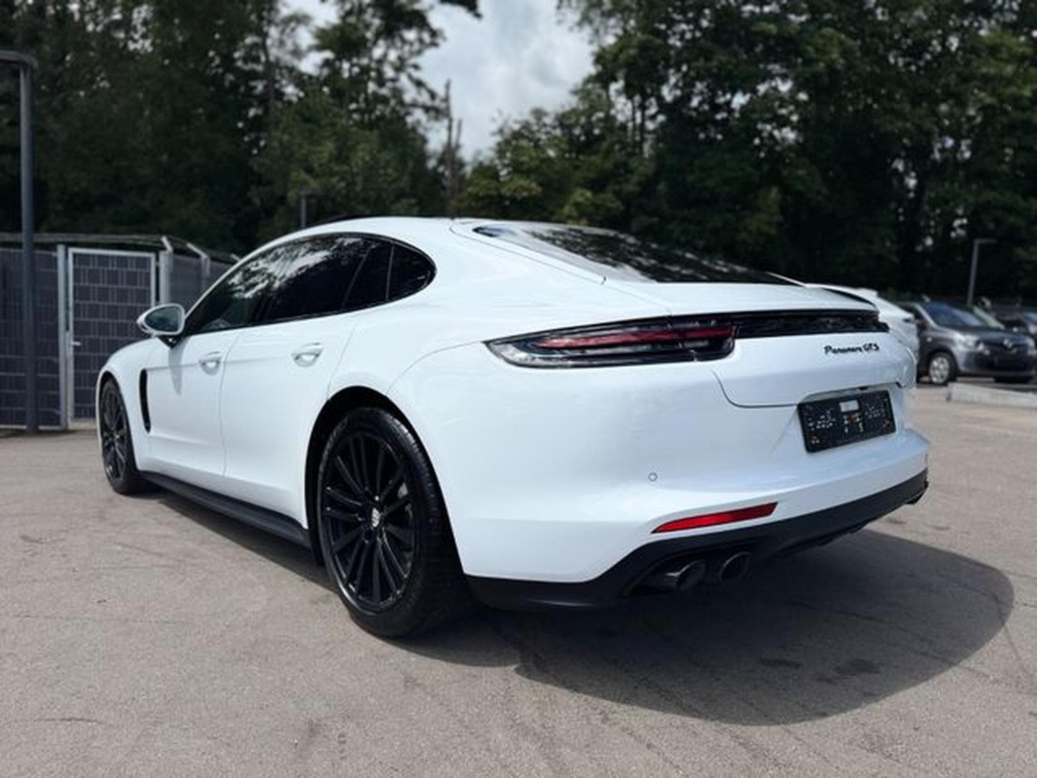 Porsche Panamera PANAMERA GTS*SPORT-DESIGN*SOFTCLOSE*SPORT-ABGAS* (2021) - Photo 9