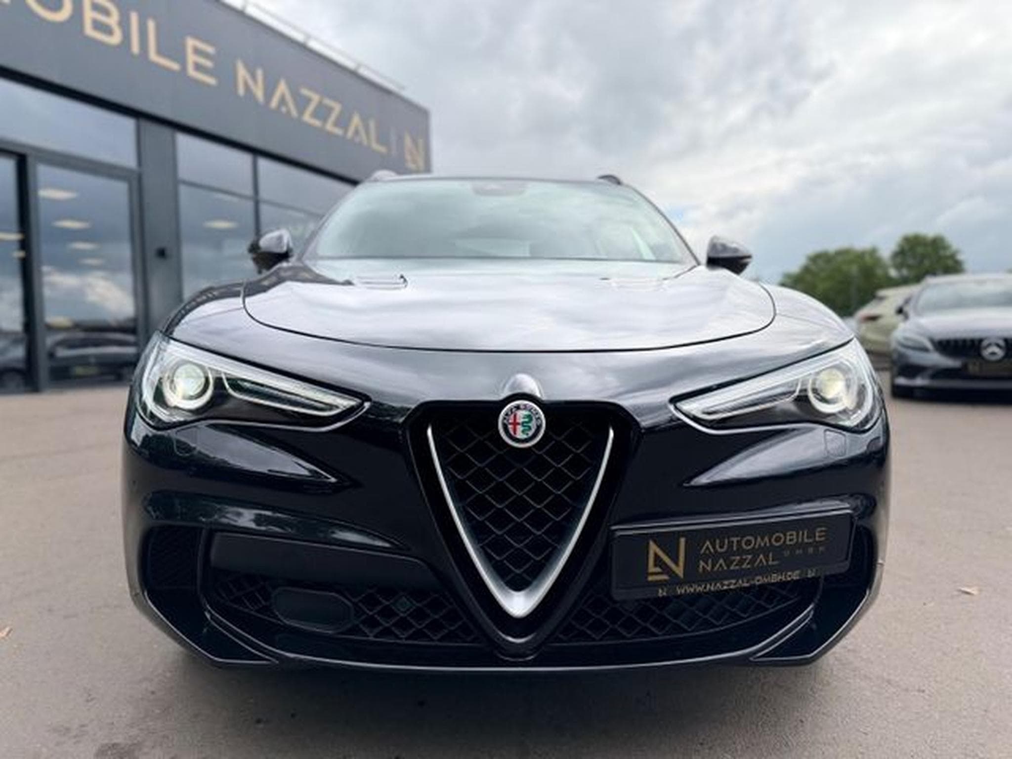 Alfa-Romeo Stelvio STELVIO QUADRIFOGLIO Q4 *CARBON*H&amp;K*KAMERA*TOP* (2018) - Photo 3