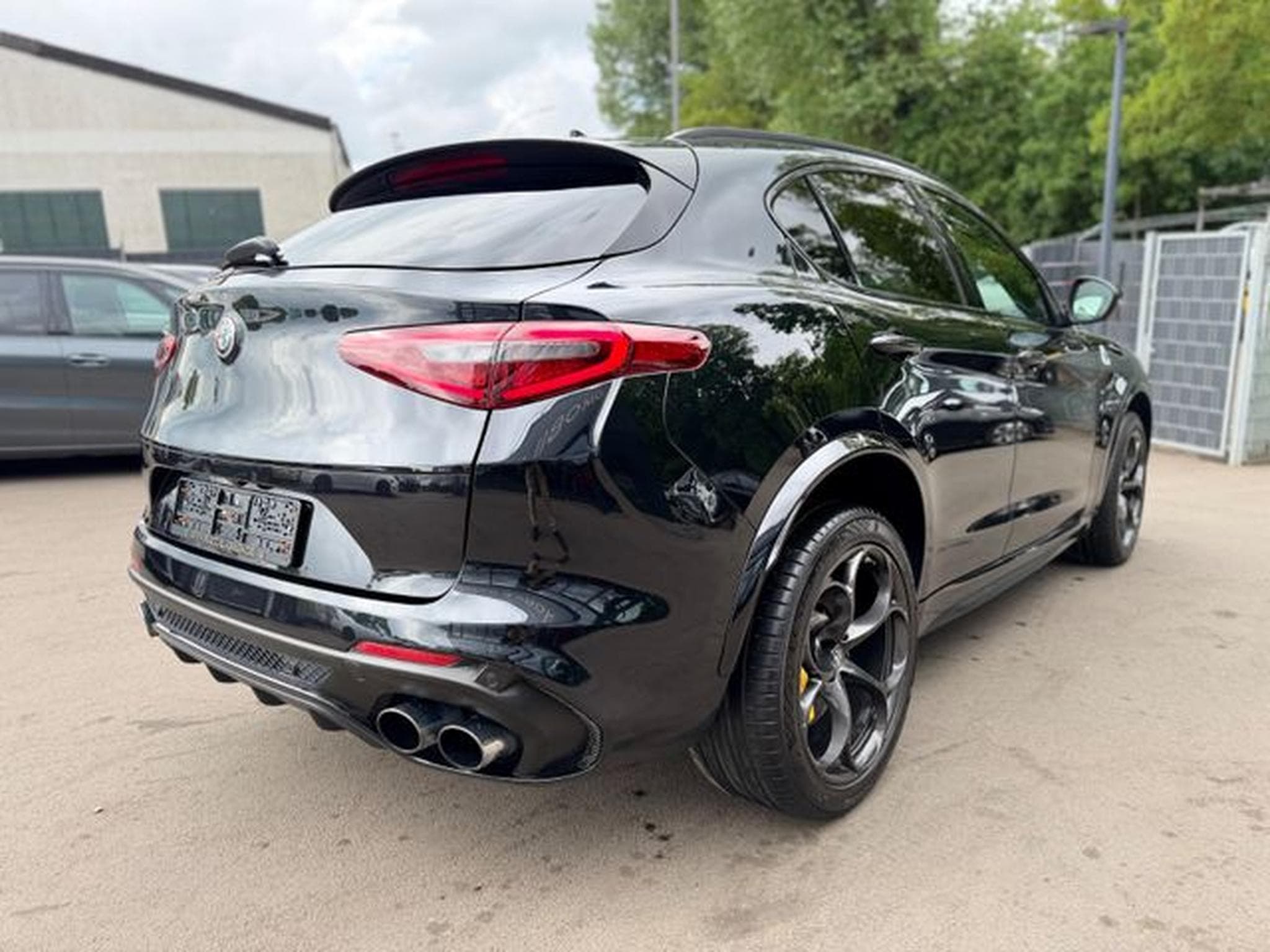 Alfa-Romeo Stelvio STELVIO QUADRIFOGLIO Q4 *CARBON*H&amp;K*KAMERA*TOP* (2018) - Photo 6