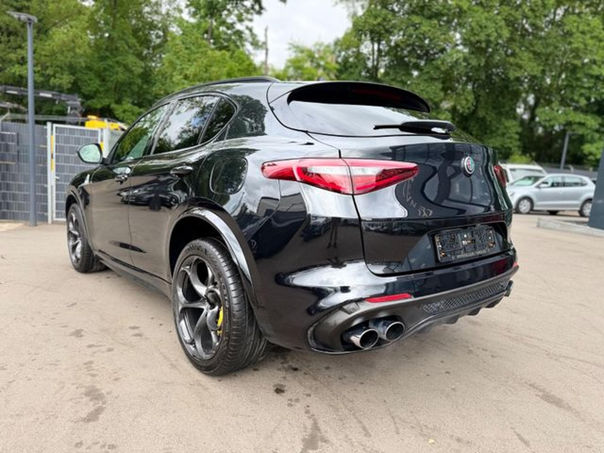 Alfa-Romeo Stelvio STELVIO QUADRIFOGLIO Q4 *CARBON*H&amp;K*KAMERA*TOP* (2018) - Photo 9