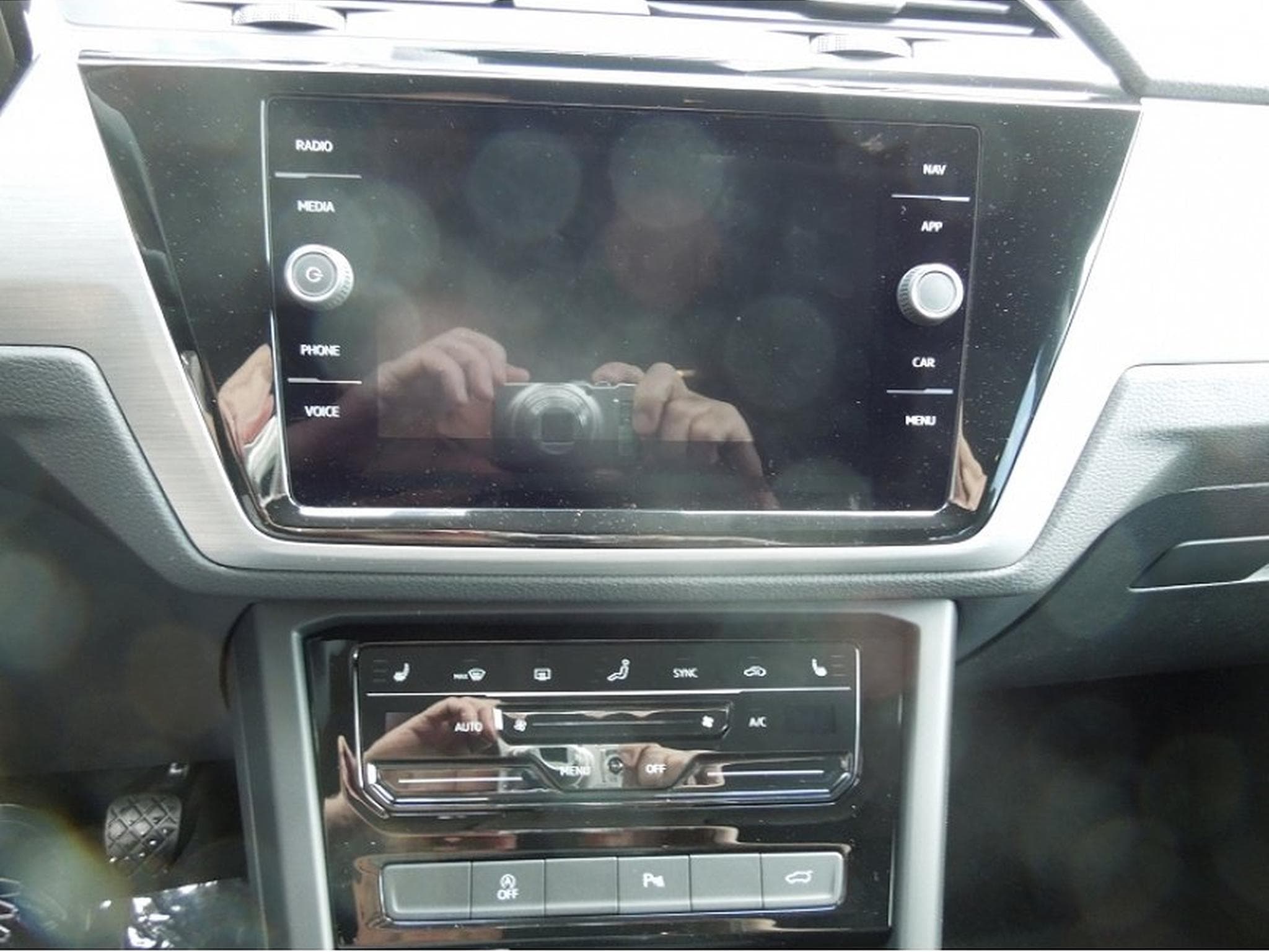 VW Touran (2026) - Photo 7