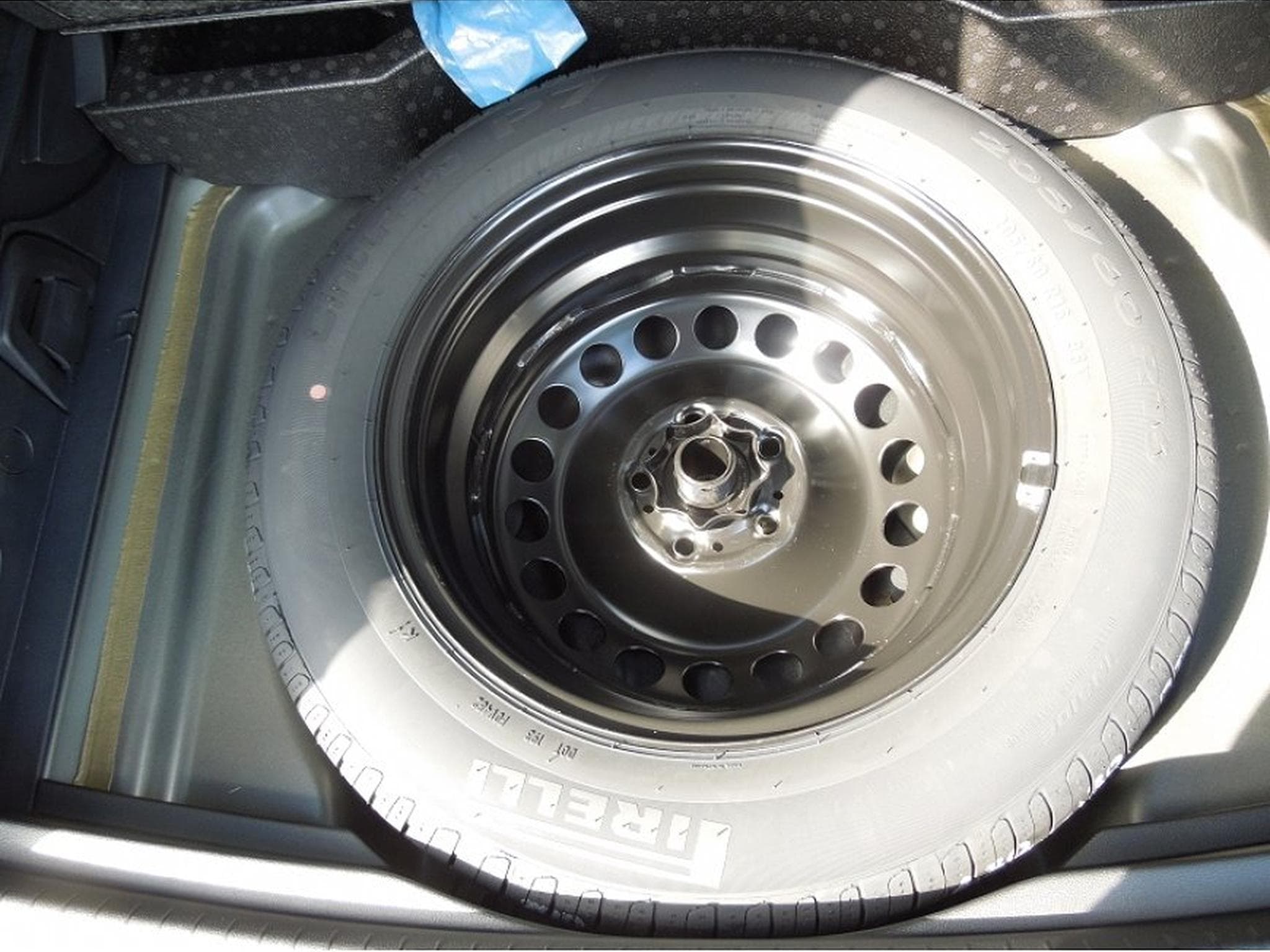 VW Touran (2026) - Photo 16