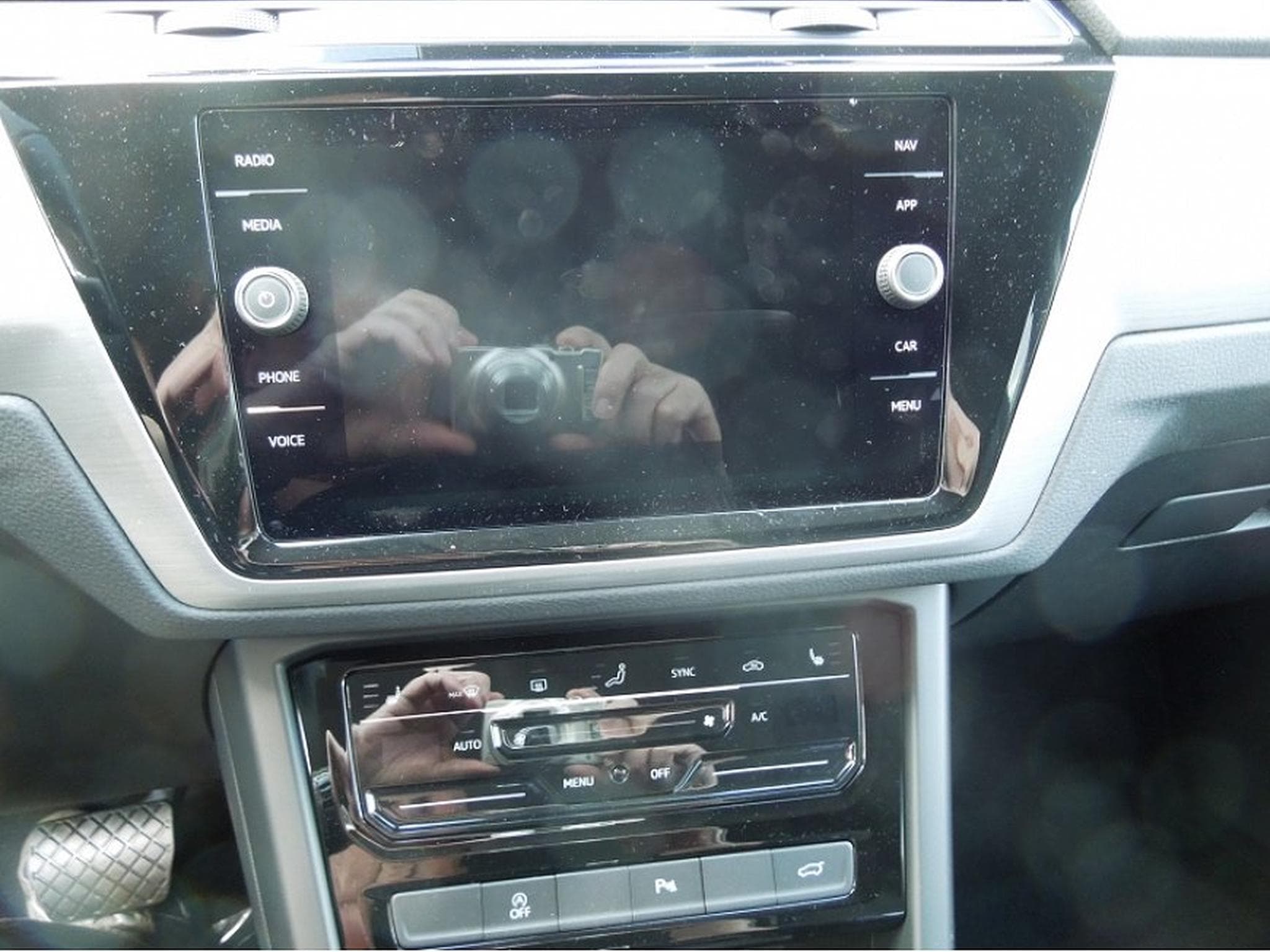 VW Touran (2026) - Photo 7