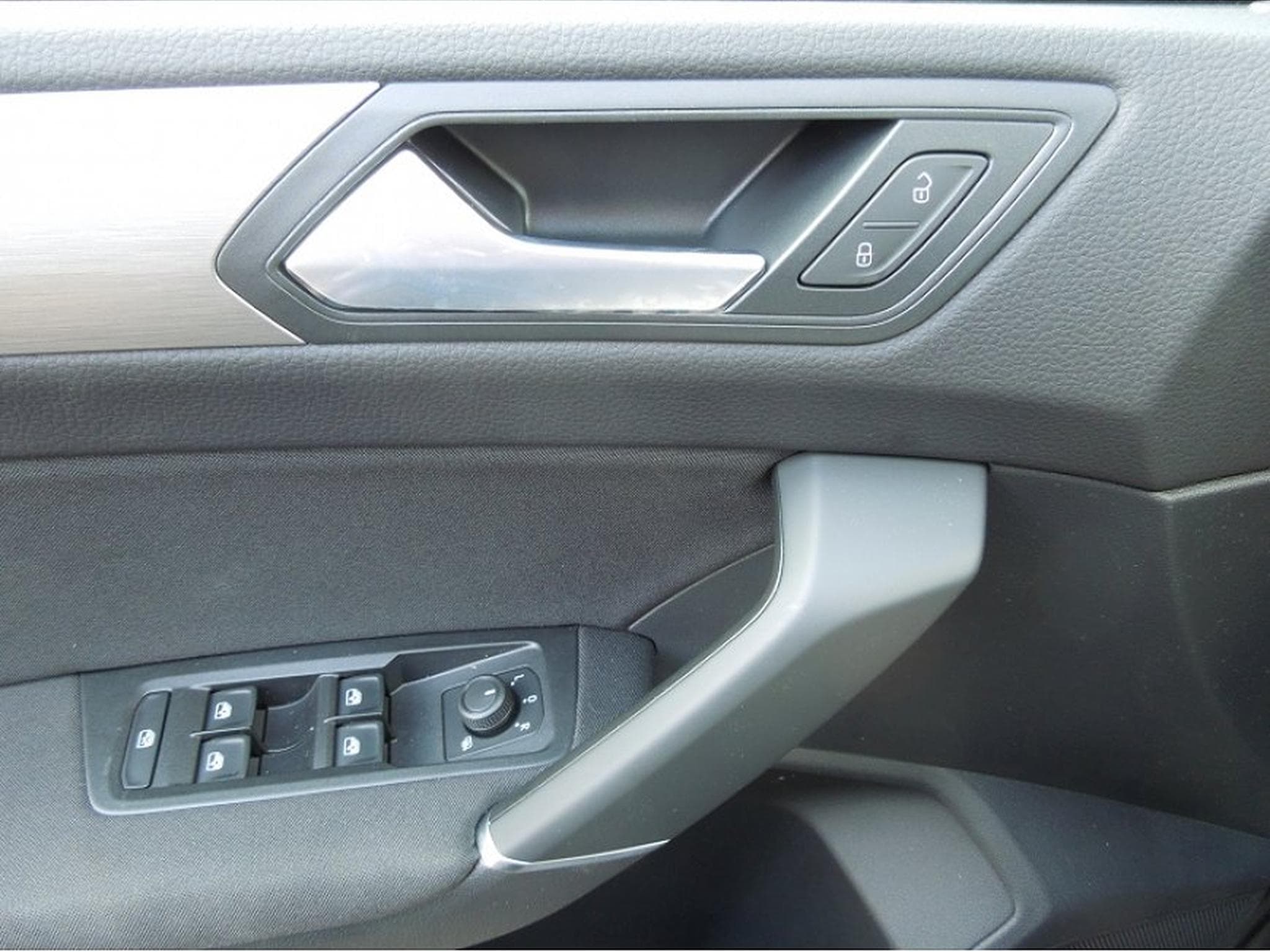 VW Touran (2026) - Photo 8