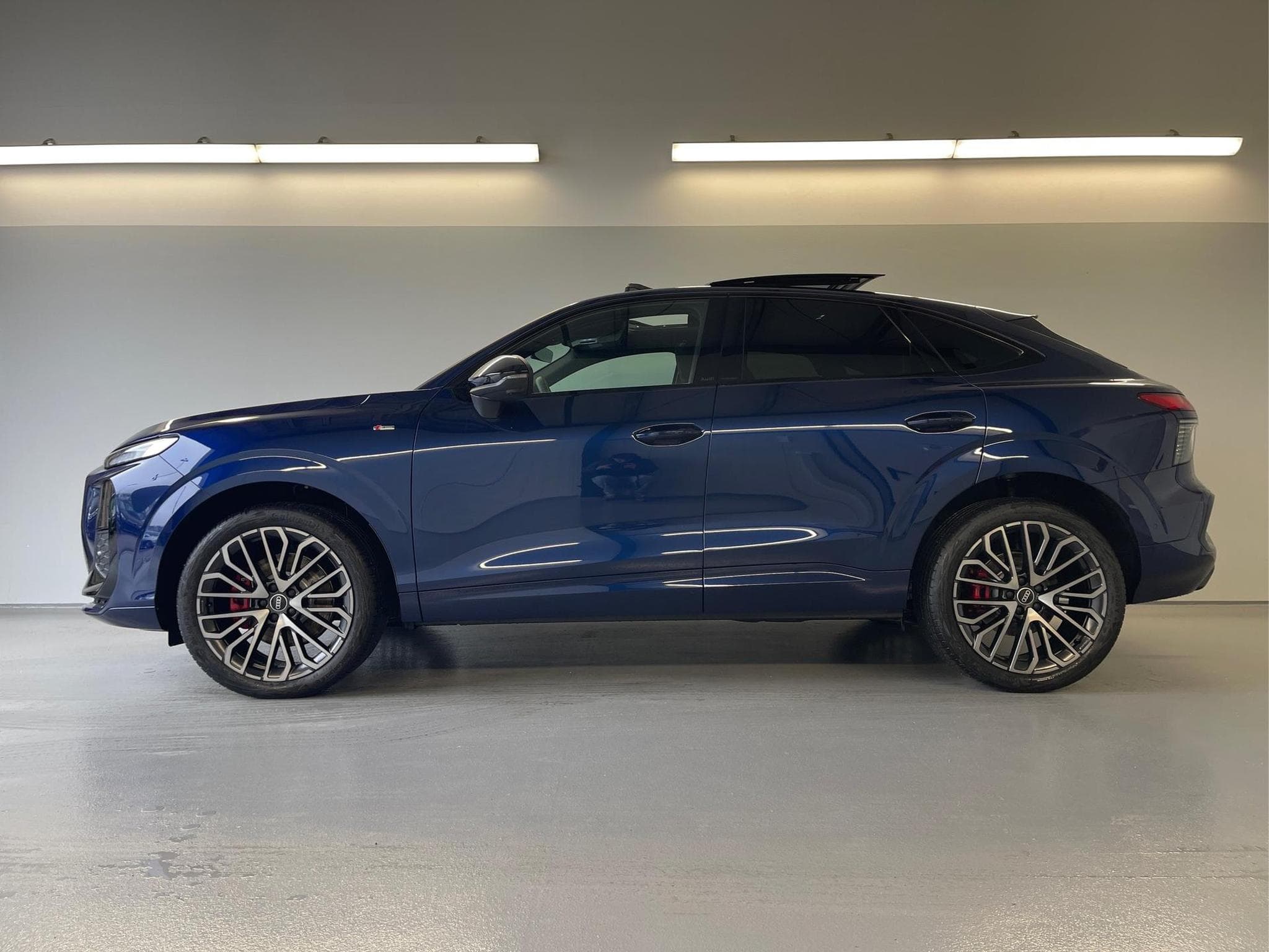 Audi Q3 Sportback NEU (2026) - Photo 3