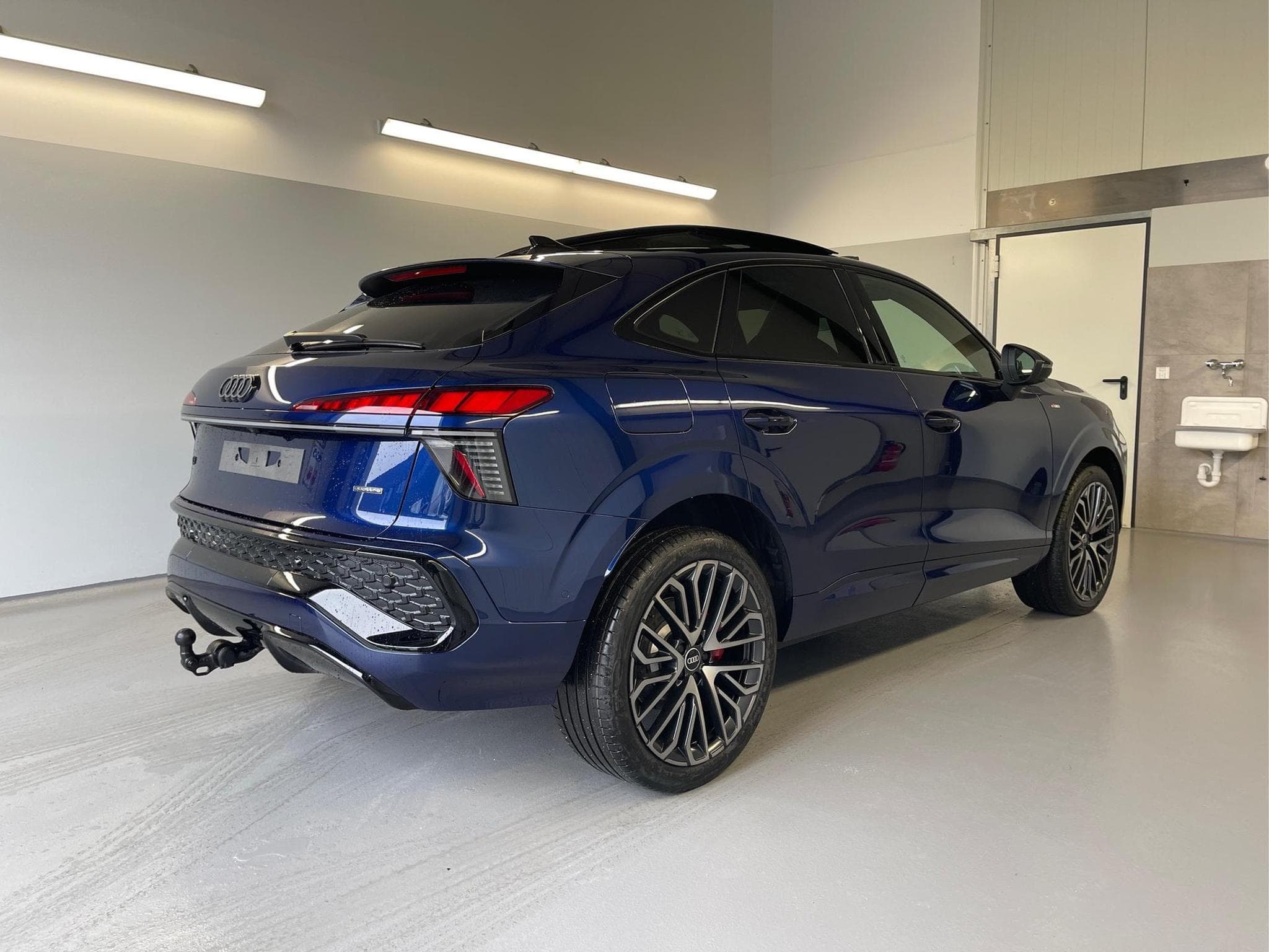 Audi Q3 Sportback NEU (2026) - Photo 4