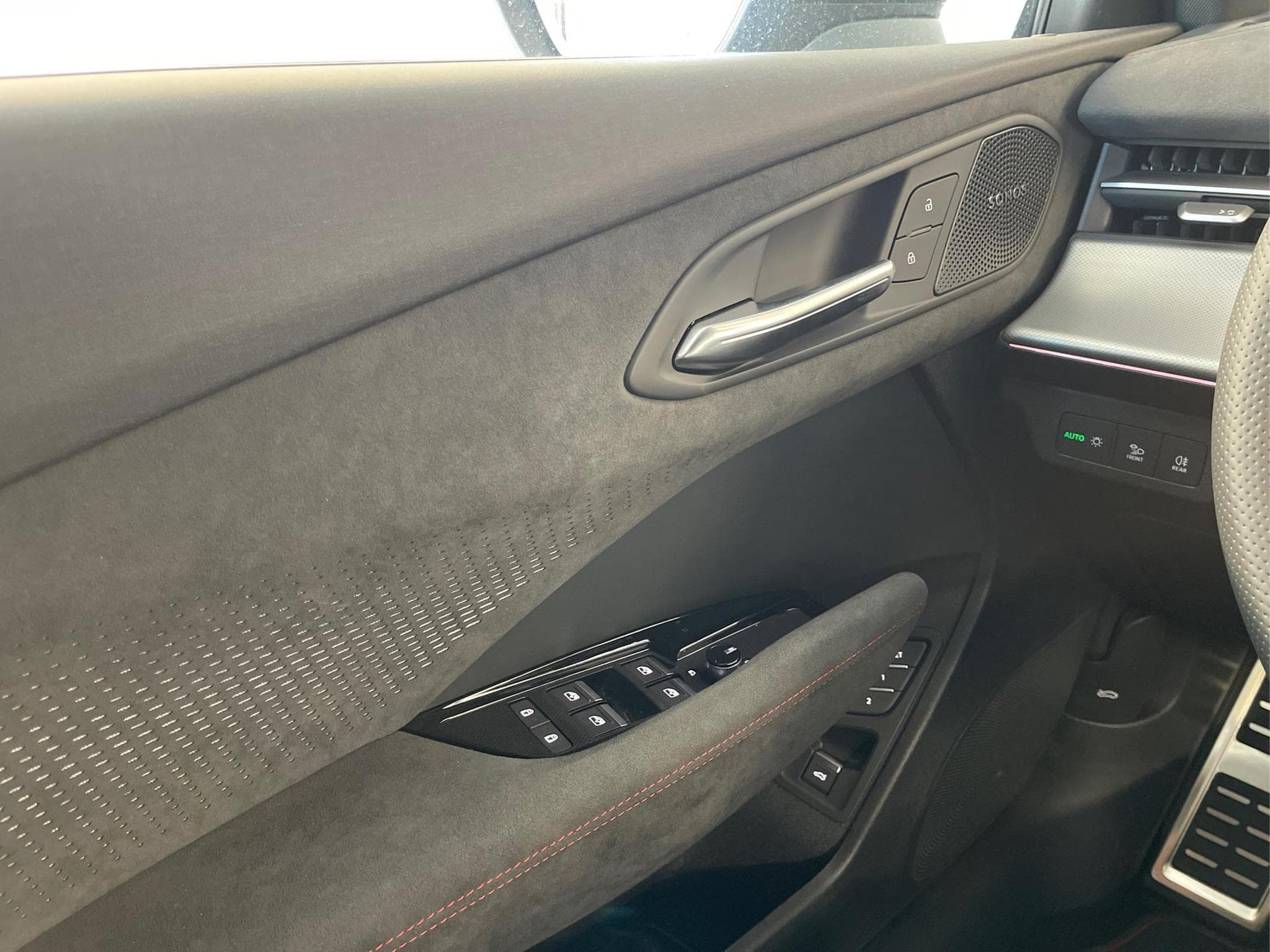 Audi Q3 Sportback NEU (2026) - Photo 10
