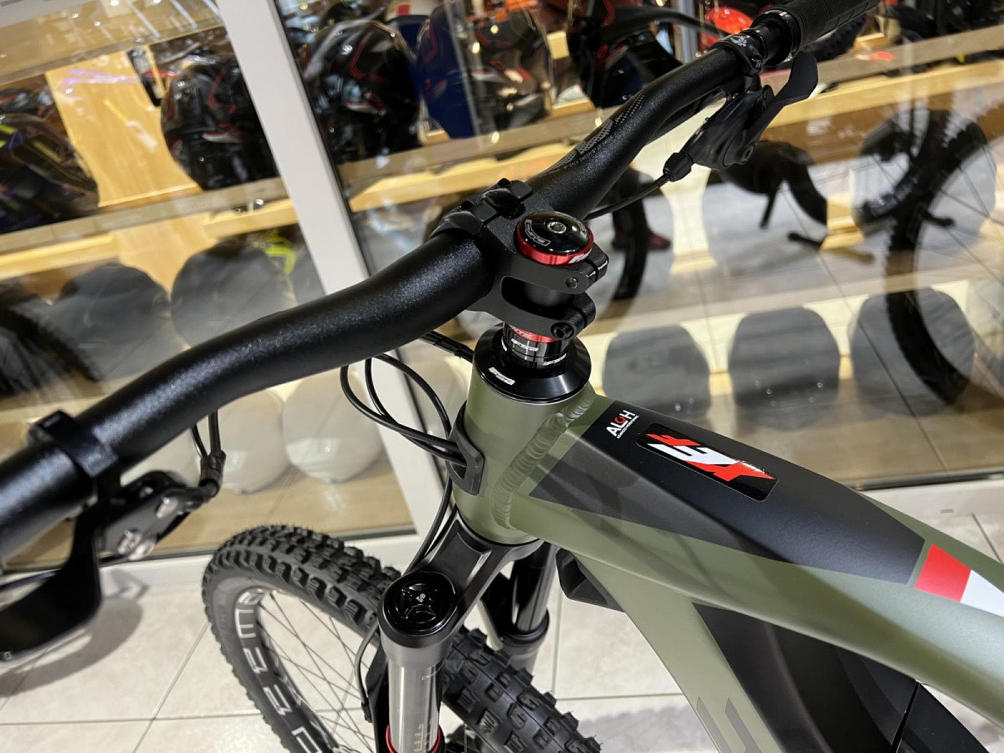 Fantic XEF 1.8 SPORT  720Wh, 29''-27,5'', freins 4 pistons, 90 Nm (2026) - Photo 7