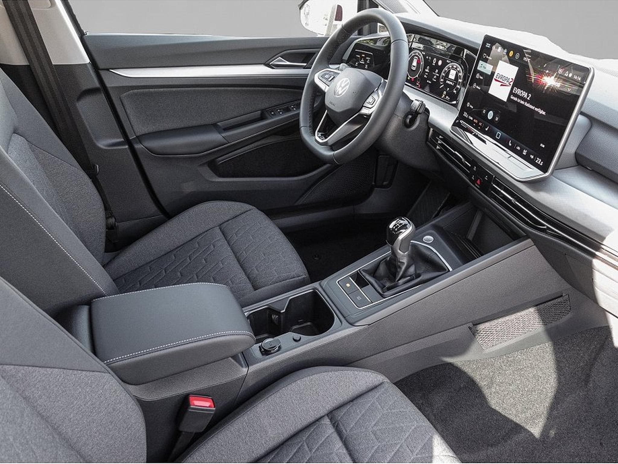 VW Golf (2026) - Photo 6