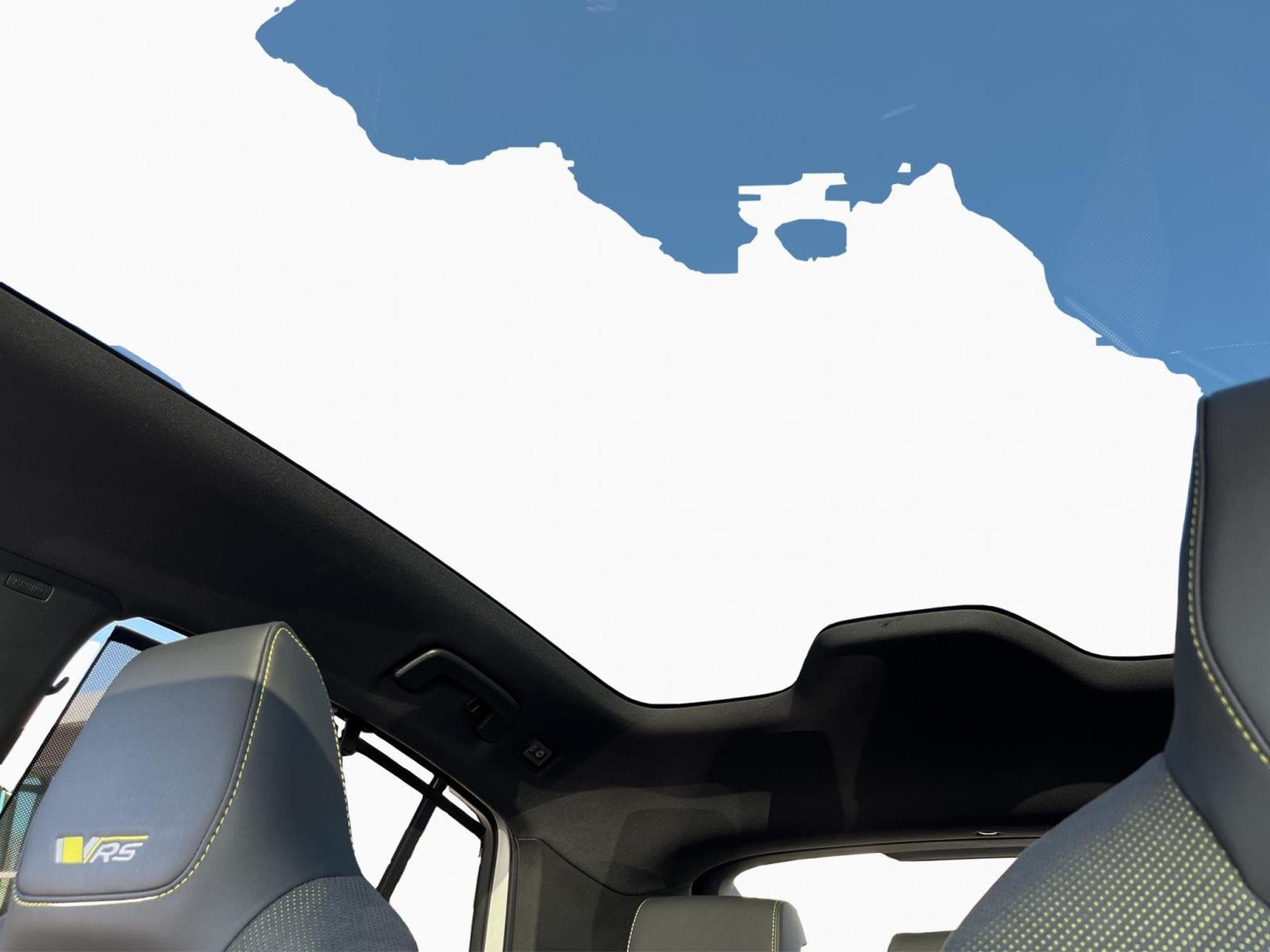 Skoda Enyaq RS (2026) - Photo 11