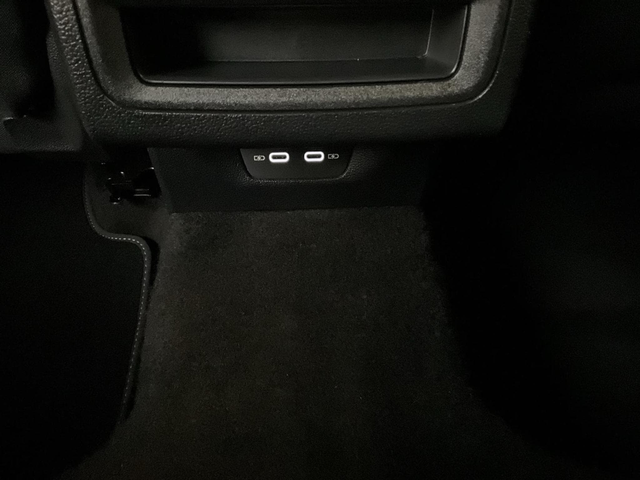 VW Golf Life+DSG+LED+Navi (2024) - Photo 19