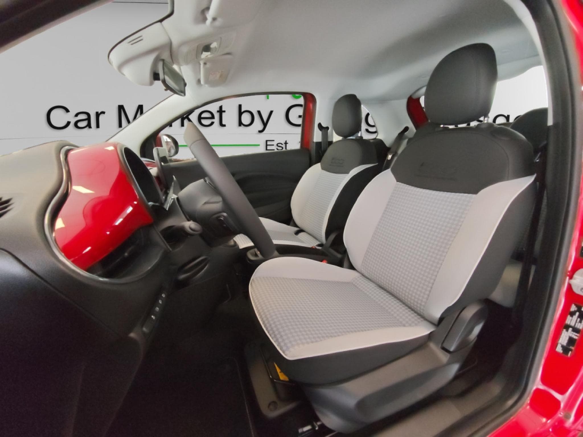 Fiat 500 HYBRID TORINO (2026) - Photo 10