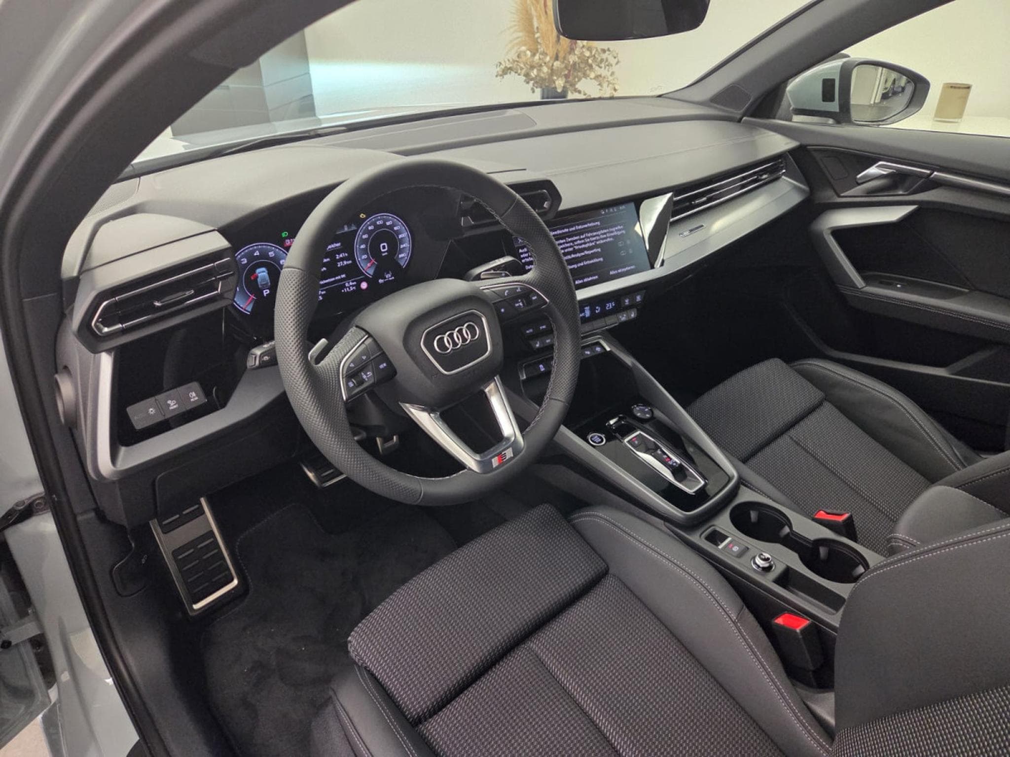 Audi A3 Sportback TFSI 116 CV / 85 kW S tronic (2025) - Photo 3