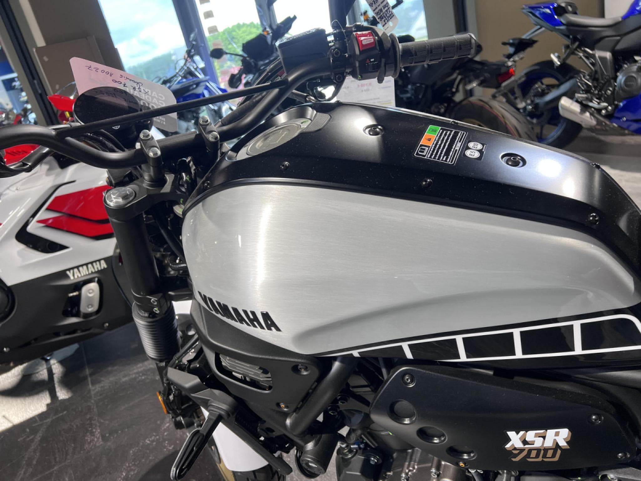 Yamaha XSR LEGACY (2026) - Photo 6