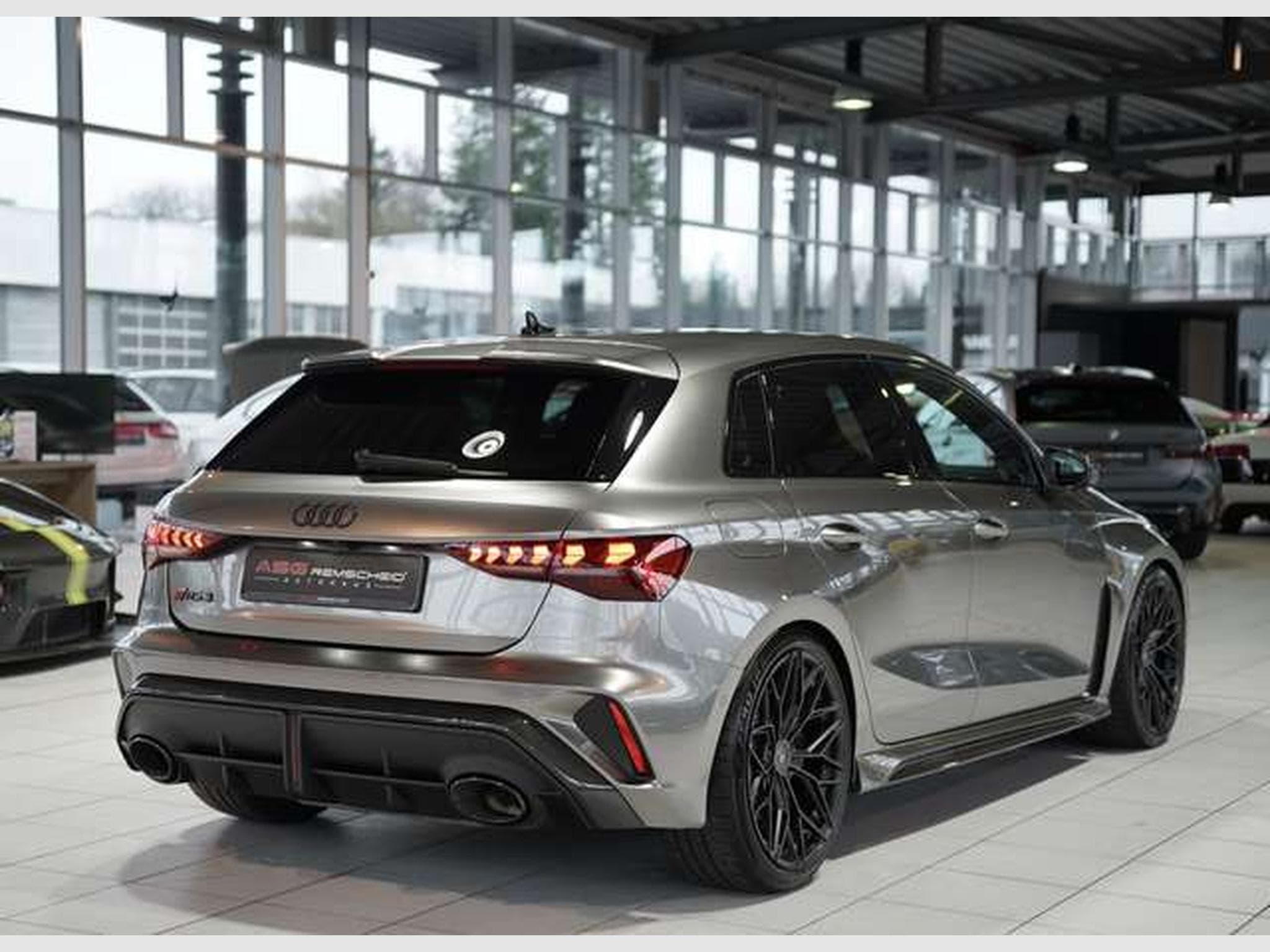 Audi RS3 q. Sportback 1.HD*Schale*S-AGA*Carbon*YIDO (2024) - Photo 10