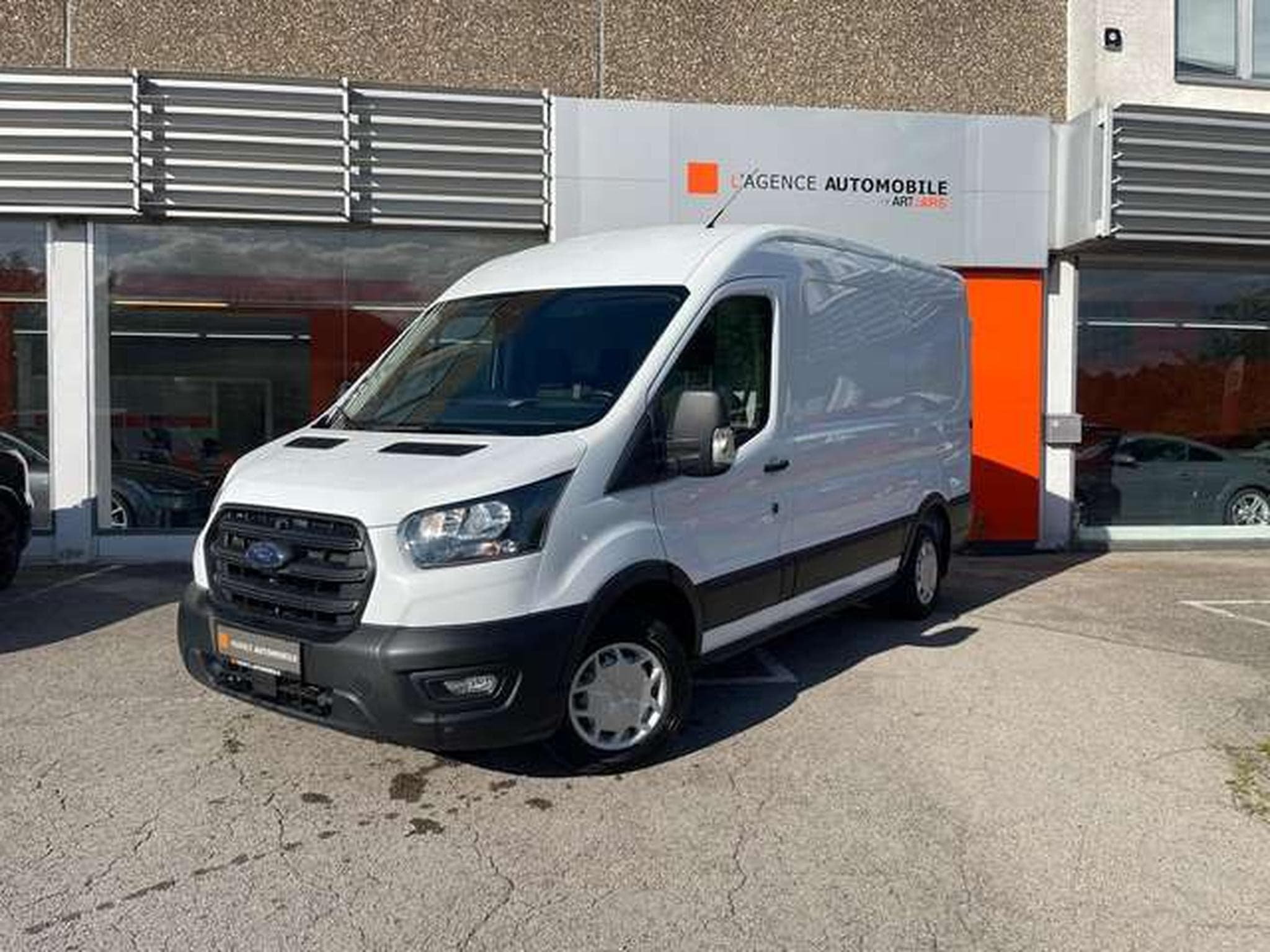 Ford TRANSIT-JUSQU'A 36MOIS DE GARANTIE (2024) - Photo 2