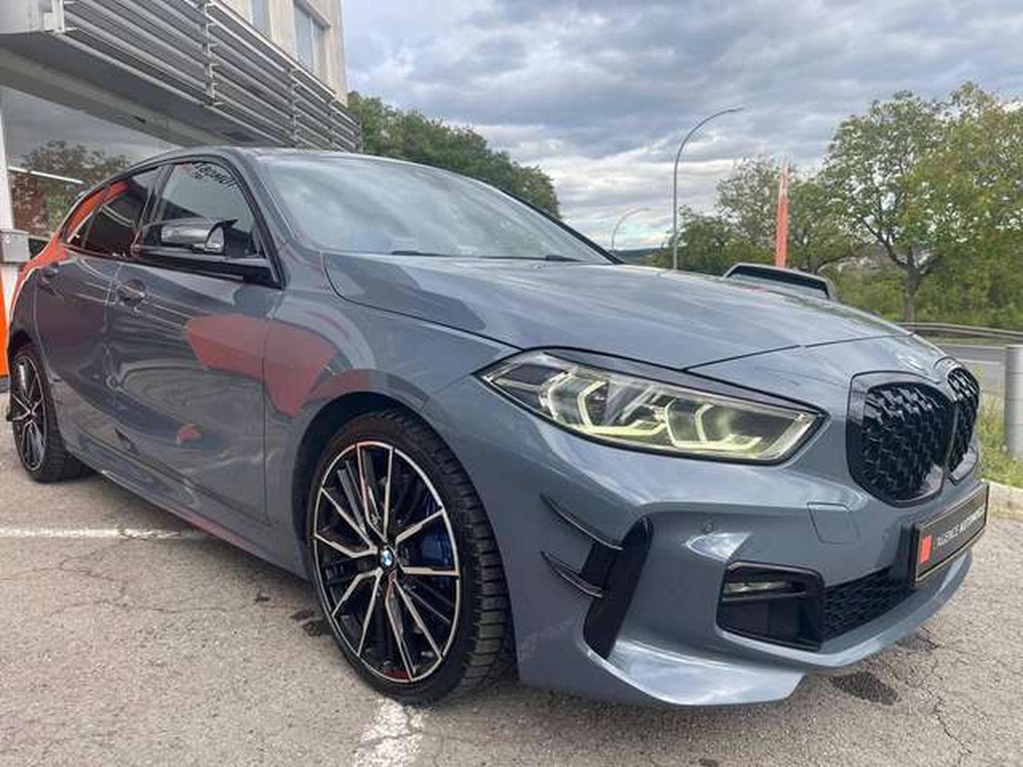 BMW 120 120d xDrive M -JUSQU'A 36MOIS DE GARANTIE (2019) - Photo 4