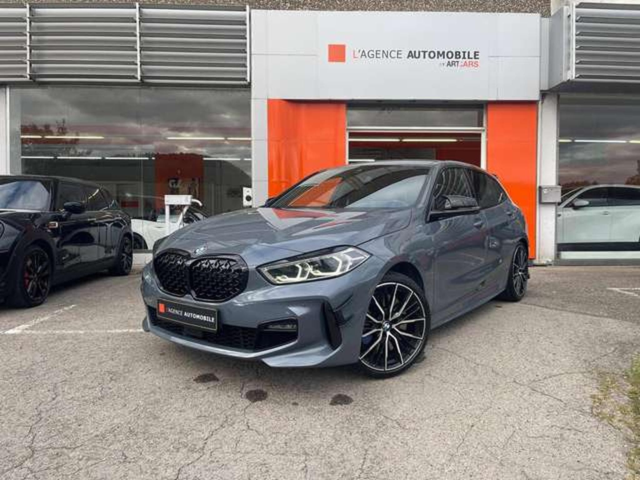 BMW 120 120d xDrive M -JUSQU'A 36MOIS DE GARANTIE (2019) - Photo 2