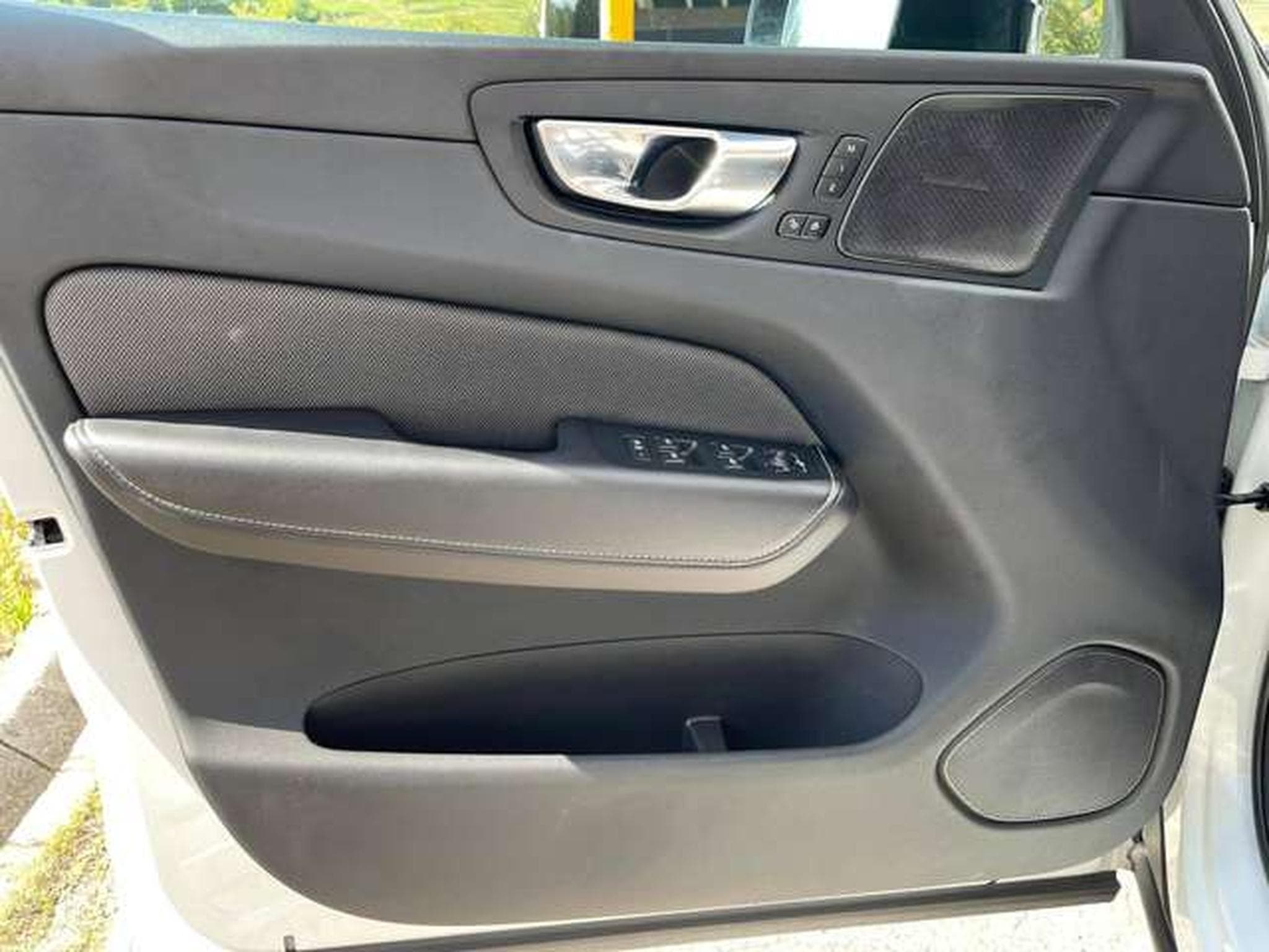 Volvo XC60 XC60 B4 D Ultimate Dark-JUSQU'A 36MOIS DE GARANTIE (2022) - Photo 8
