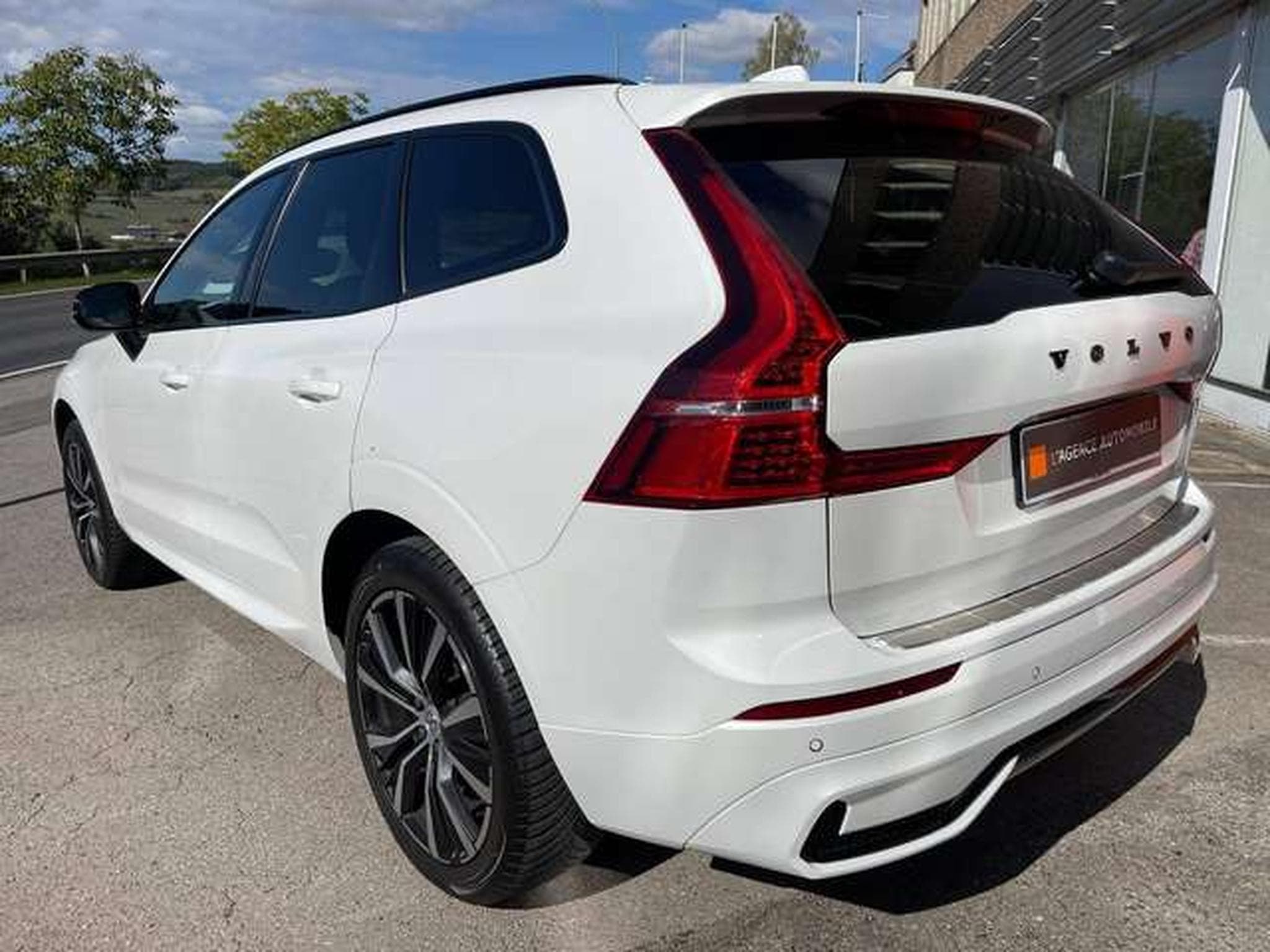 Volvo XC60 XC60 B4 D Ultimate Dark-JUSQU'A 36MOIS DE GARANTIE (2022) - Photo 7