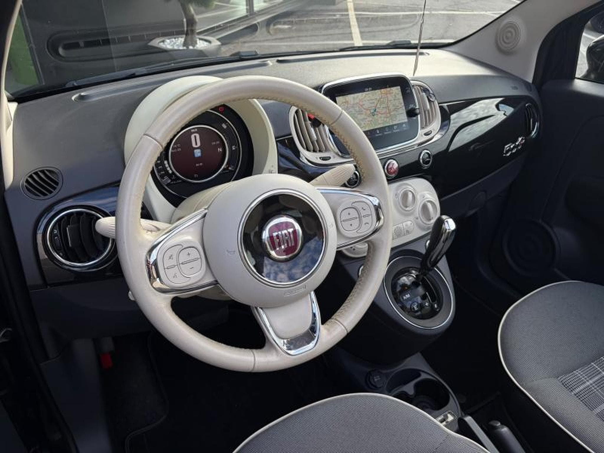 Fiat 500 Lounge 1.2 69ch (2017) - Foto 6