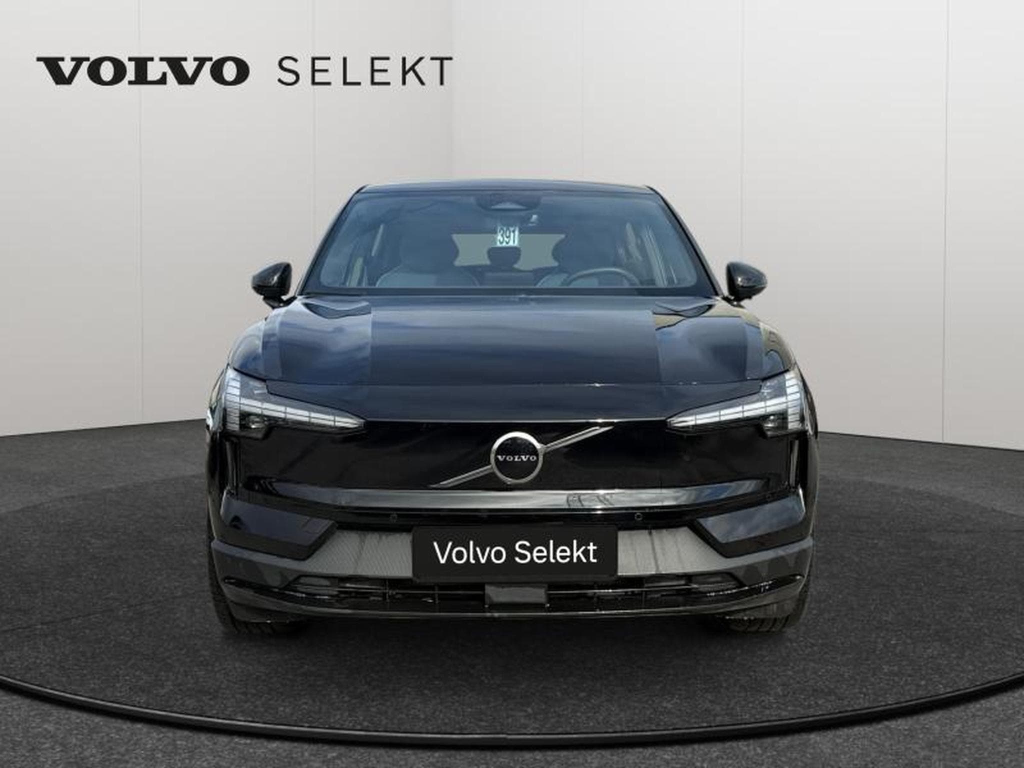 Volvo EX30 Single Motor Extended Range Plus (2024) - Photo 9