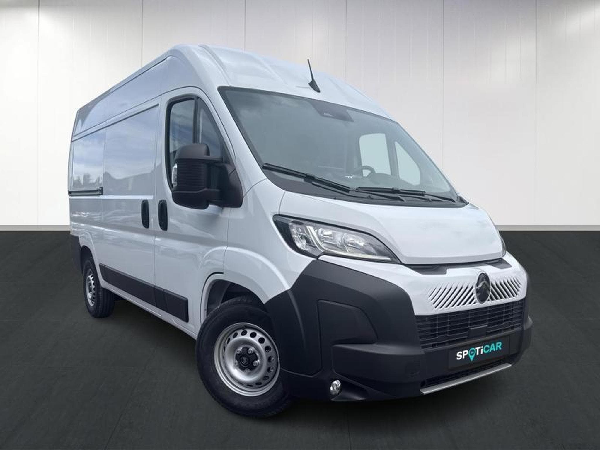 Citroen Jumper Fourgon tôlé 35 L2H2 EAT8 (2025) - Photo 3