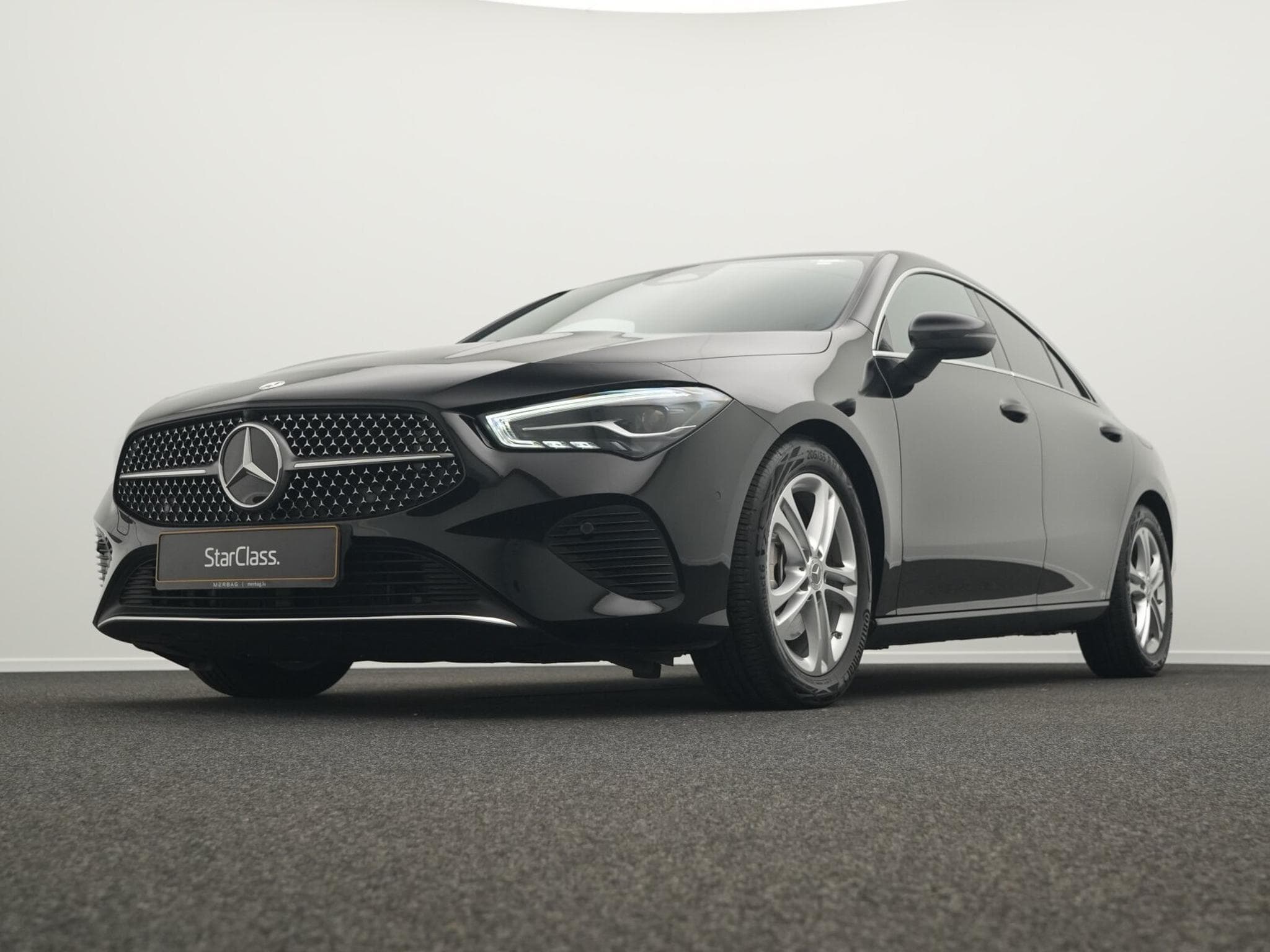 Mercedes CLA 180 LED+Kamera+Totw+MBUX (2024) - Photo 10