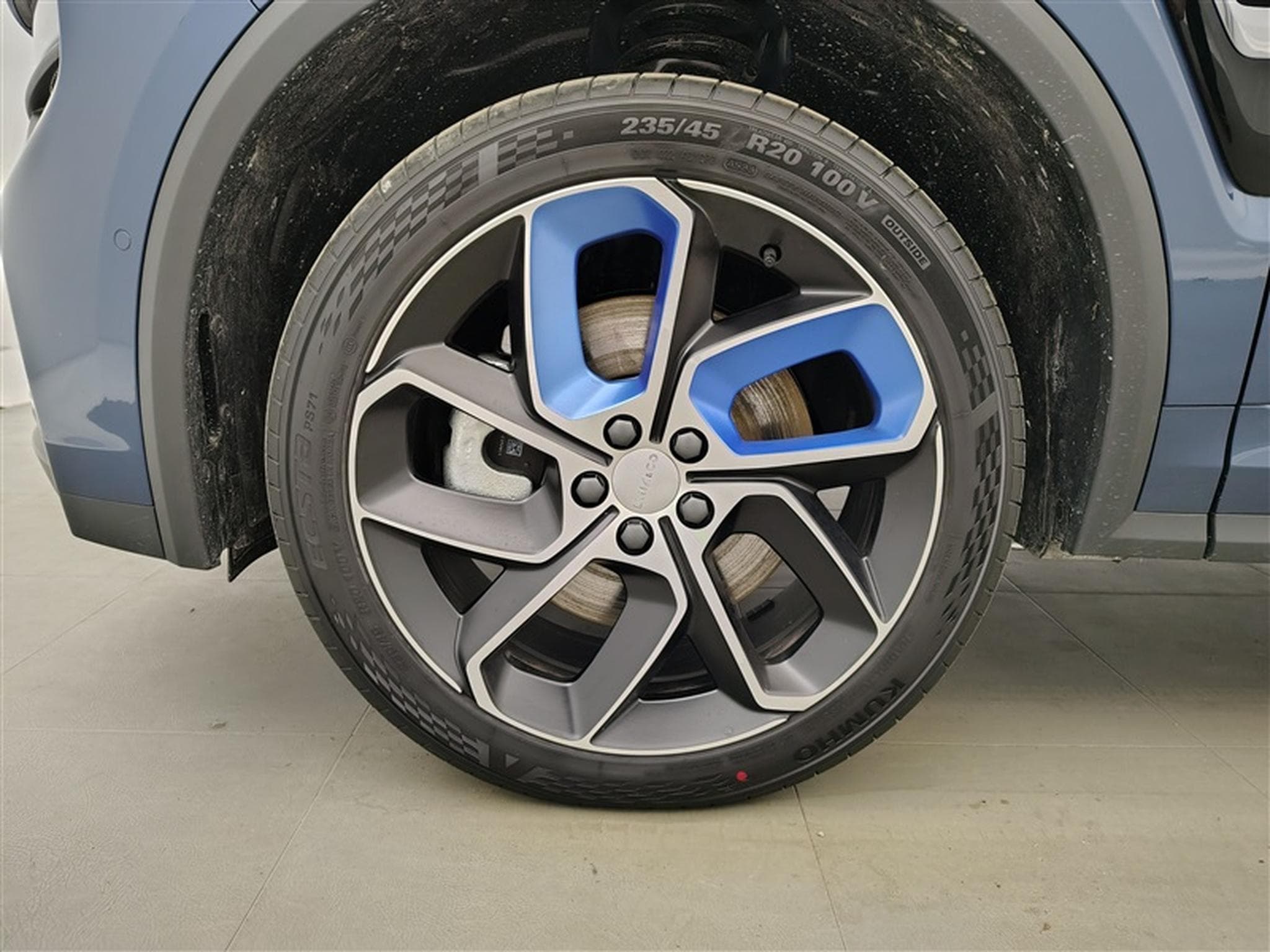 Lynk & Co 01 1.5 Turbo PHEV NAVI / FULL LED / TOIT PANO / CAMERA / JA 20" (2025) - Photo 6