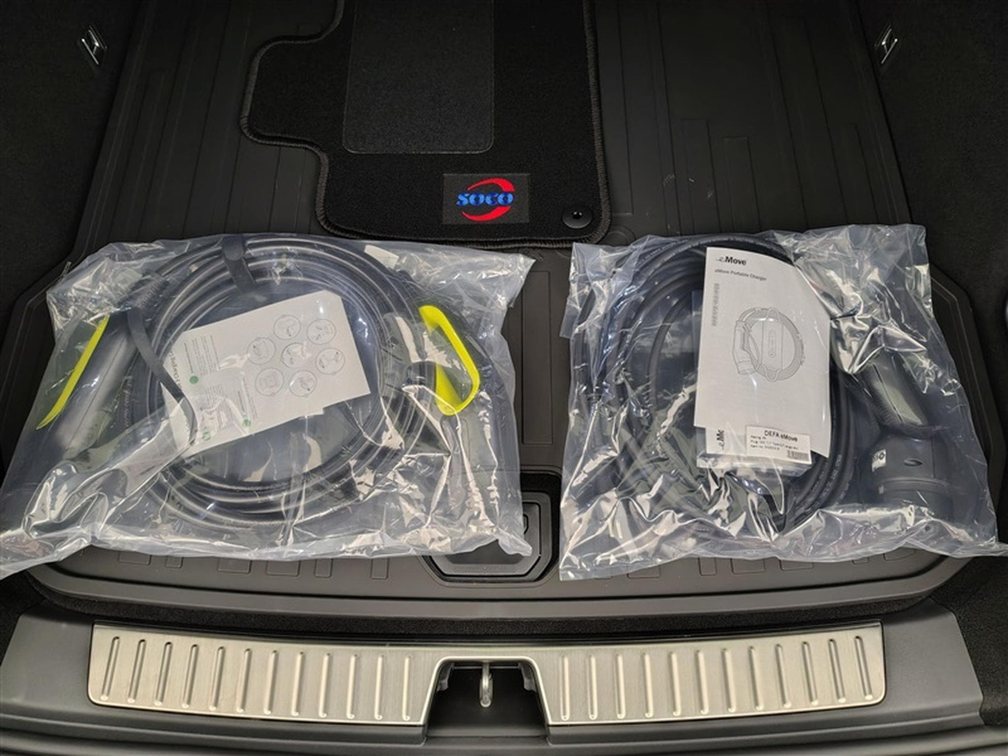 Lynk & Co 01 1.5 Turbo PHEV NAVI / FULL LED / TOIT PANO / CAMERA / JA 20" (2025) - Photo 22