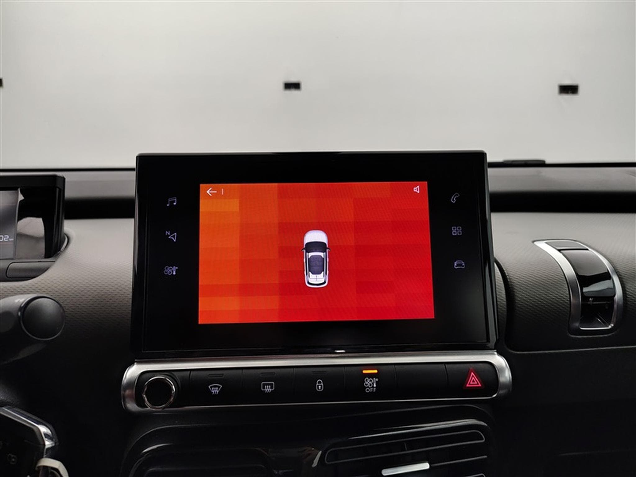 Citroën C4 Cactus 1.5 BlueHDi Feel NAVI / PDC AV+AR (2020) - Photo 18