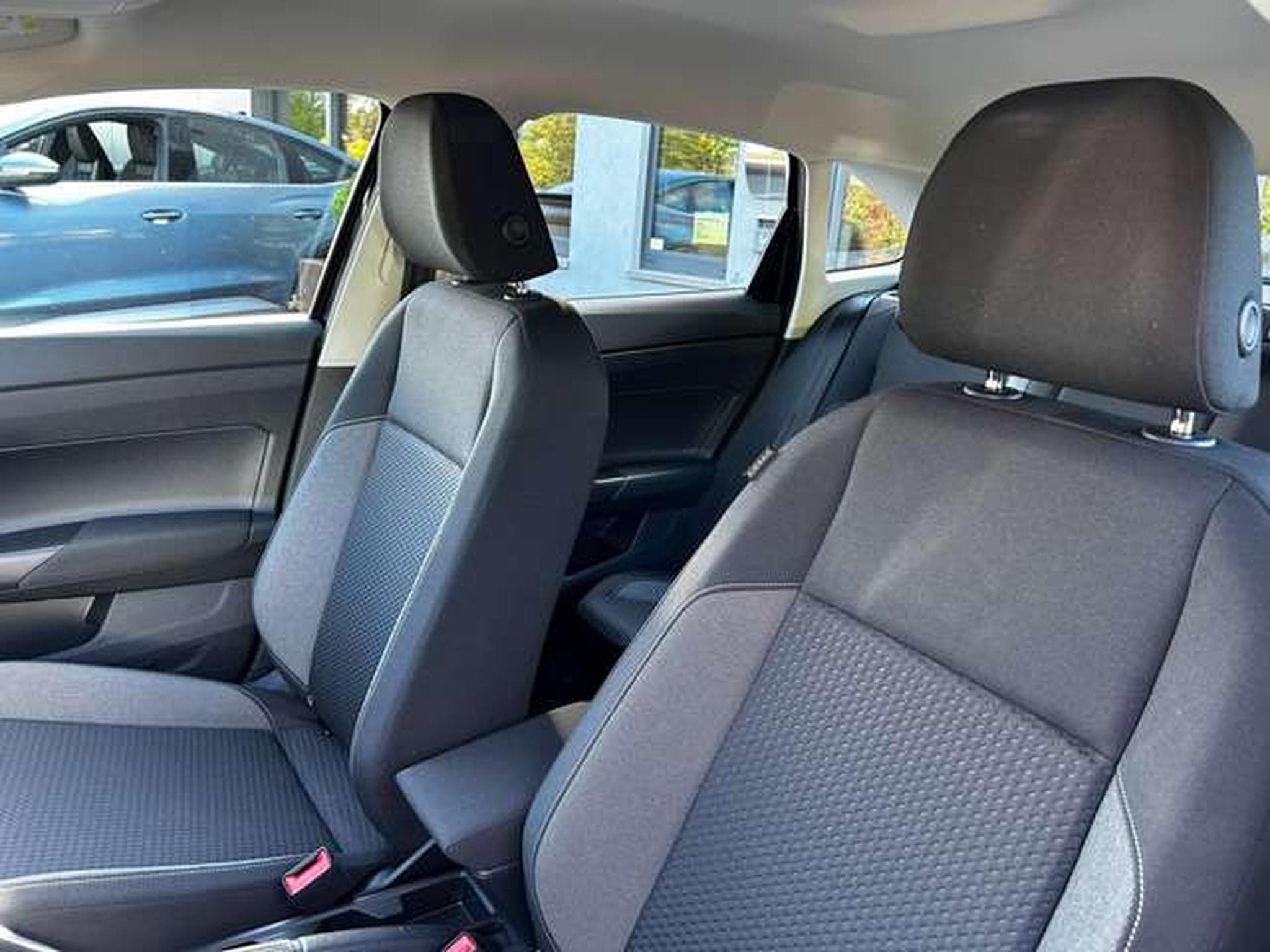 VW Taigo 1.0 TSI 115 CV ESSENCE (2026) - Photo 13