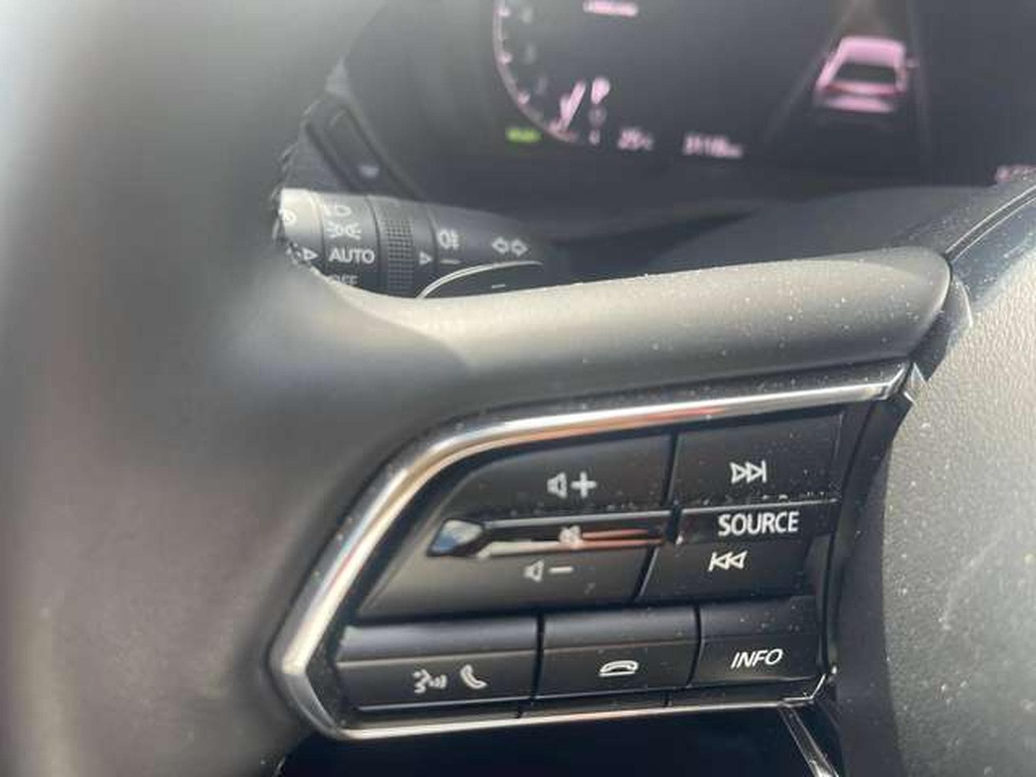 Mazda CX-60 HYBRID/DIESEL 4X4 GARANTIE JUSQU'A 36 MOIS (2025) - Photo 12
