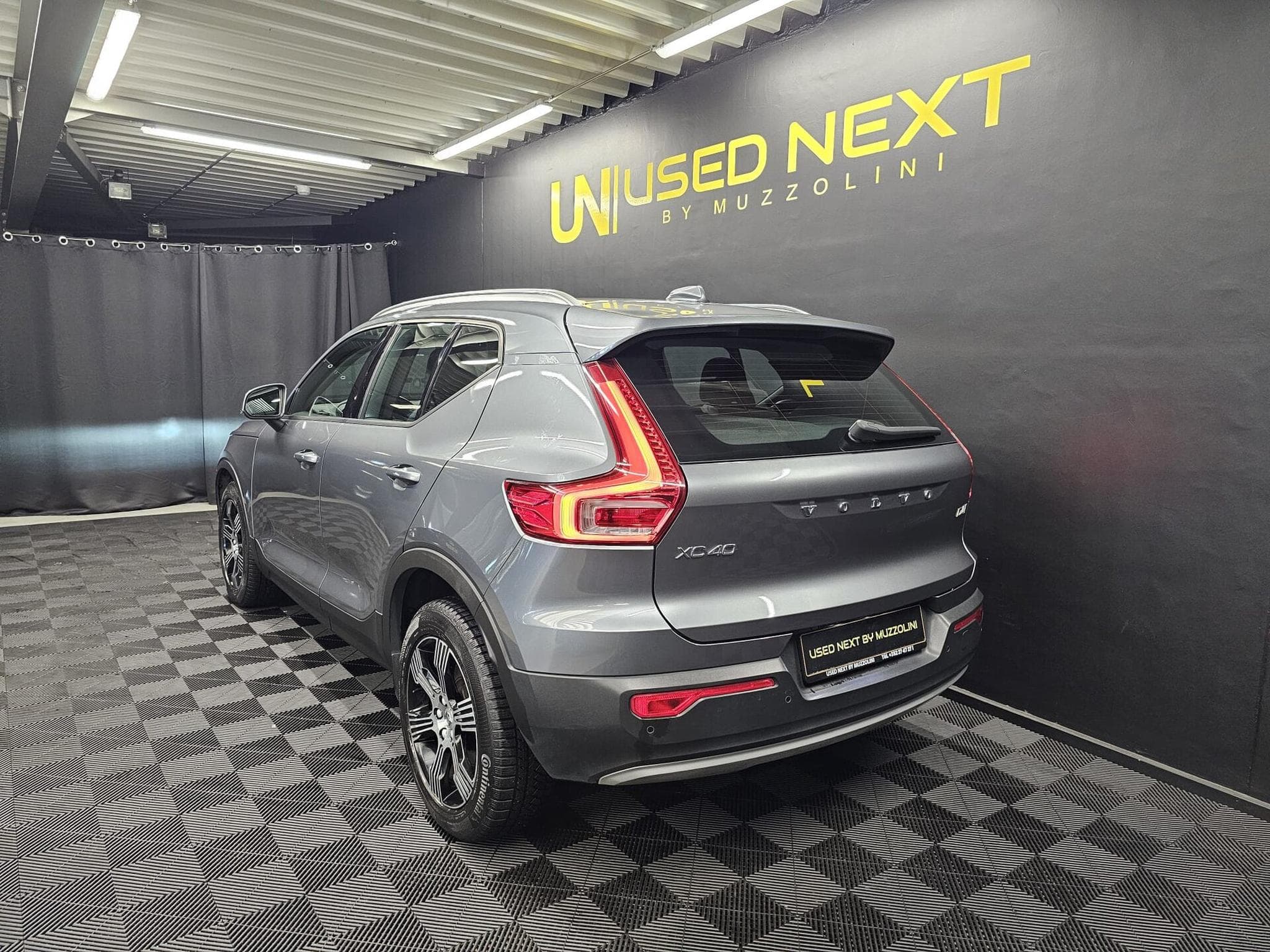 Volvo XC40 Momentum D4 AWD 190 CV (2019) - Photo 4