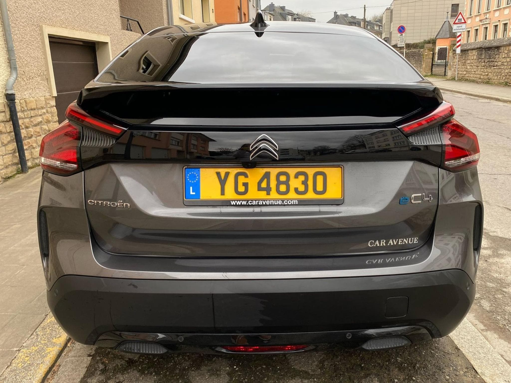 Citroën C4 E-C4 (2023) - Photo 2