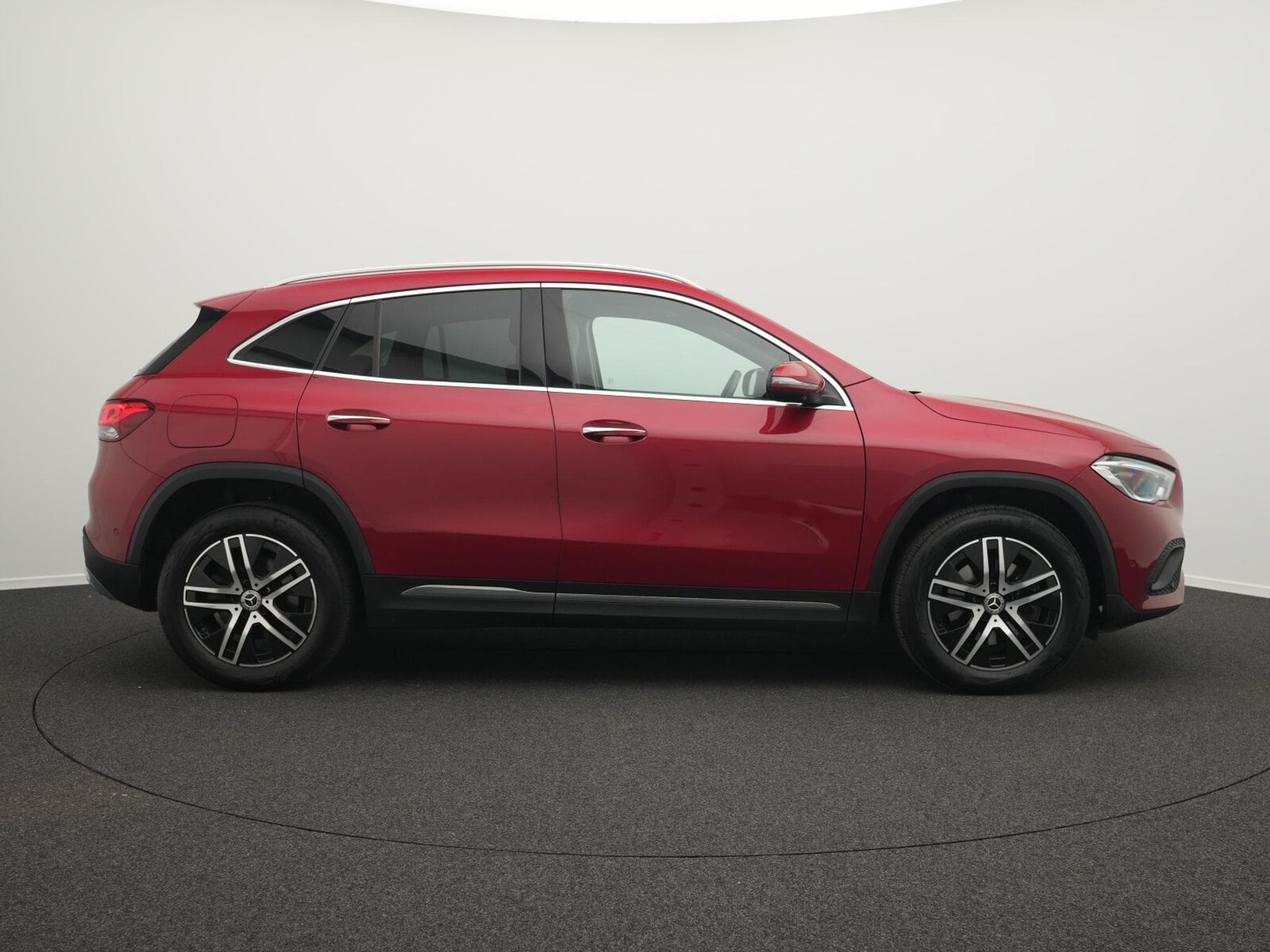 Mercedes GLA 250 e Progressive Multi+360°+AHK+Memo (2021) - Photo 5