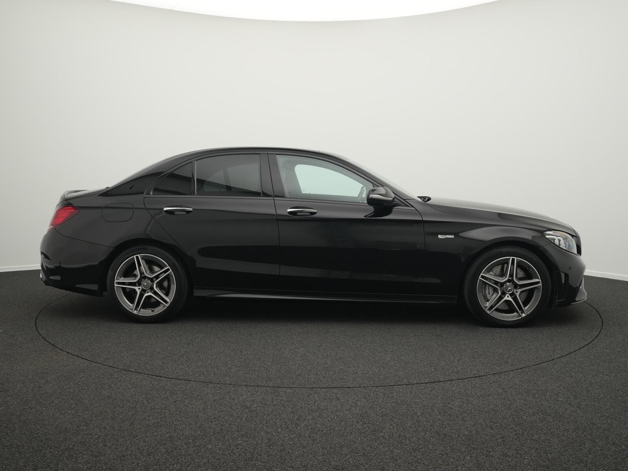 Mercedes C 43 AMG 4MATIC (2019) - Photo 5
