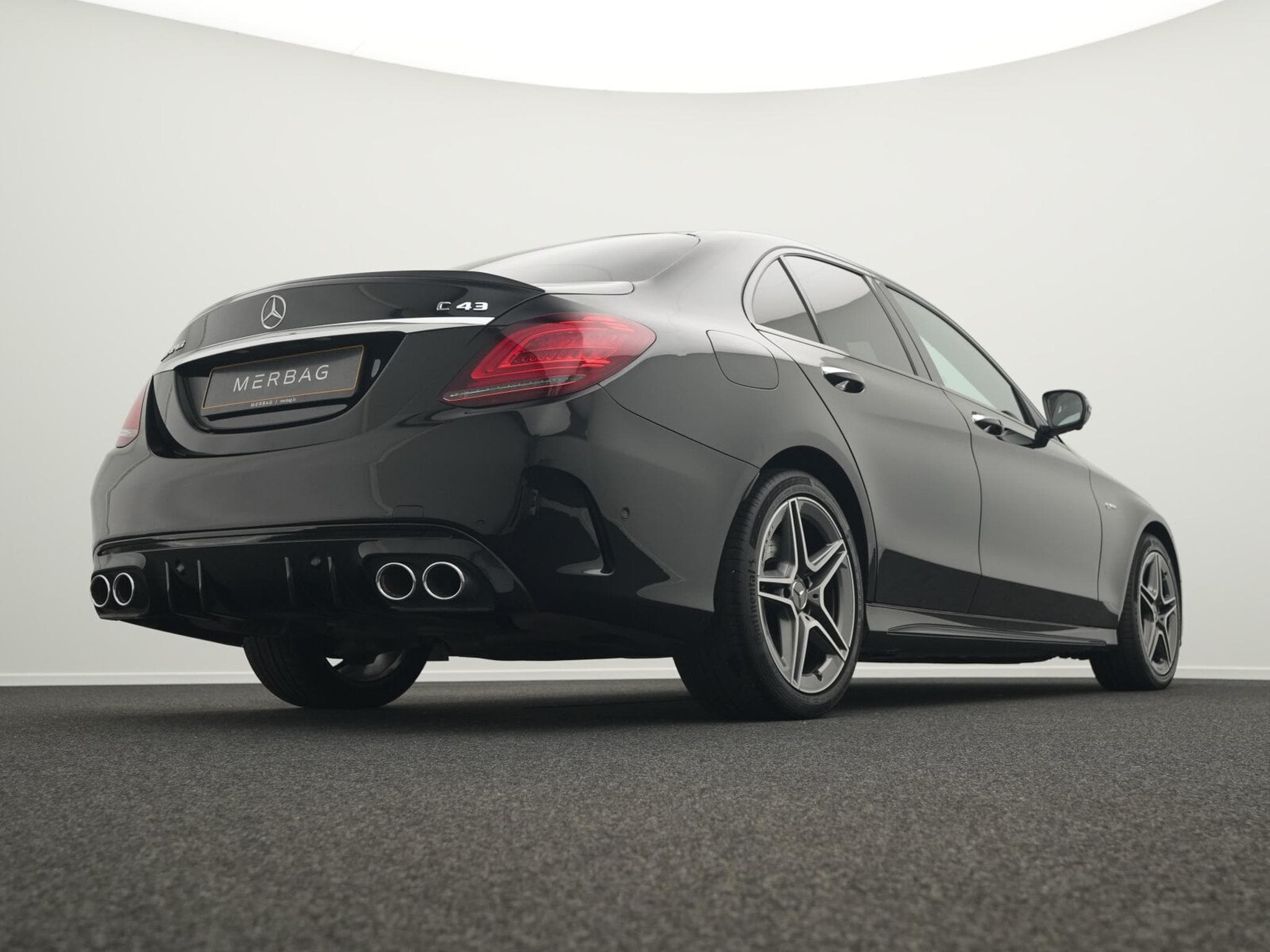 Mercedes C 43 AMG 4MATIC (2019) - Photo 11