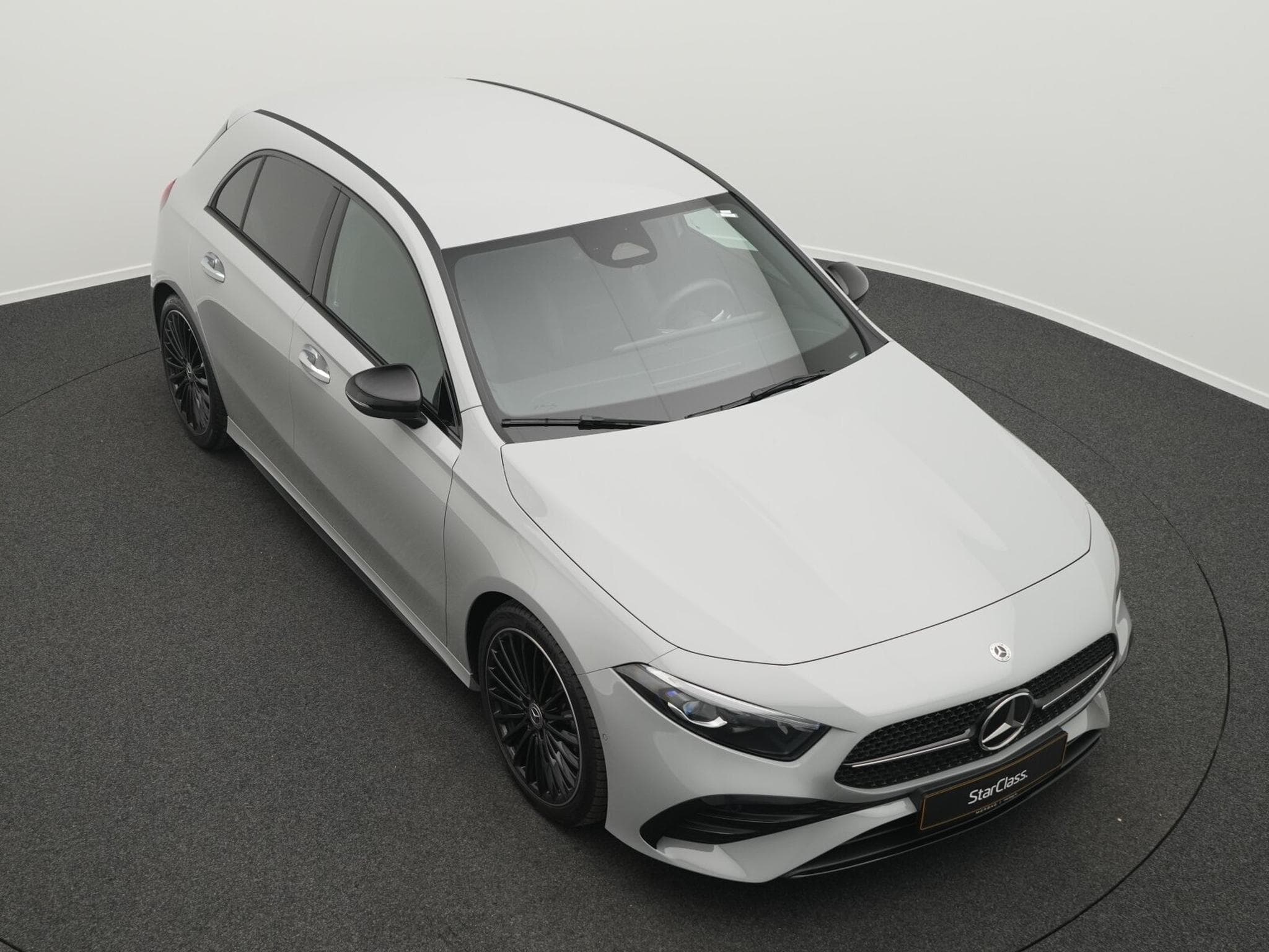 Mercedes A 200 d AMG-Line Multi+Night+Kamera+Ambi (2025) - Photo 12