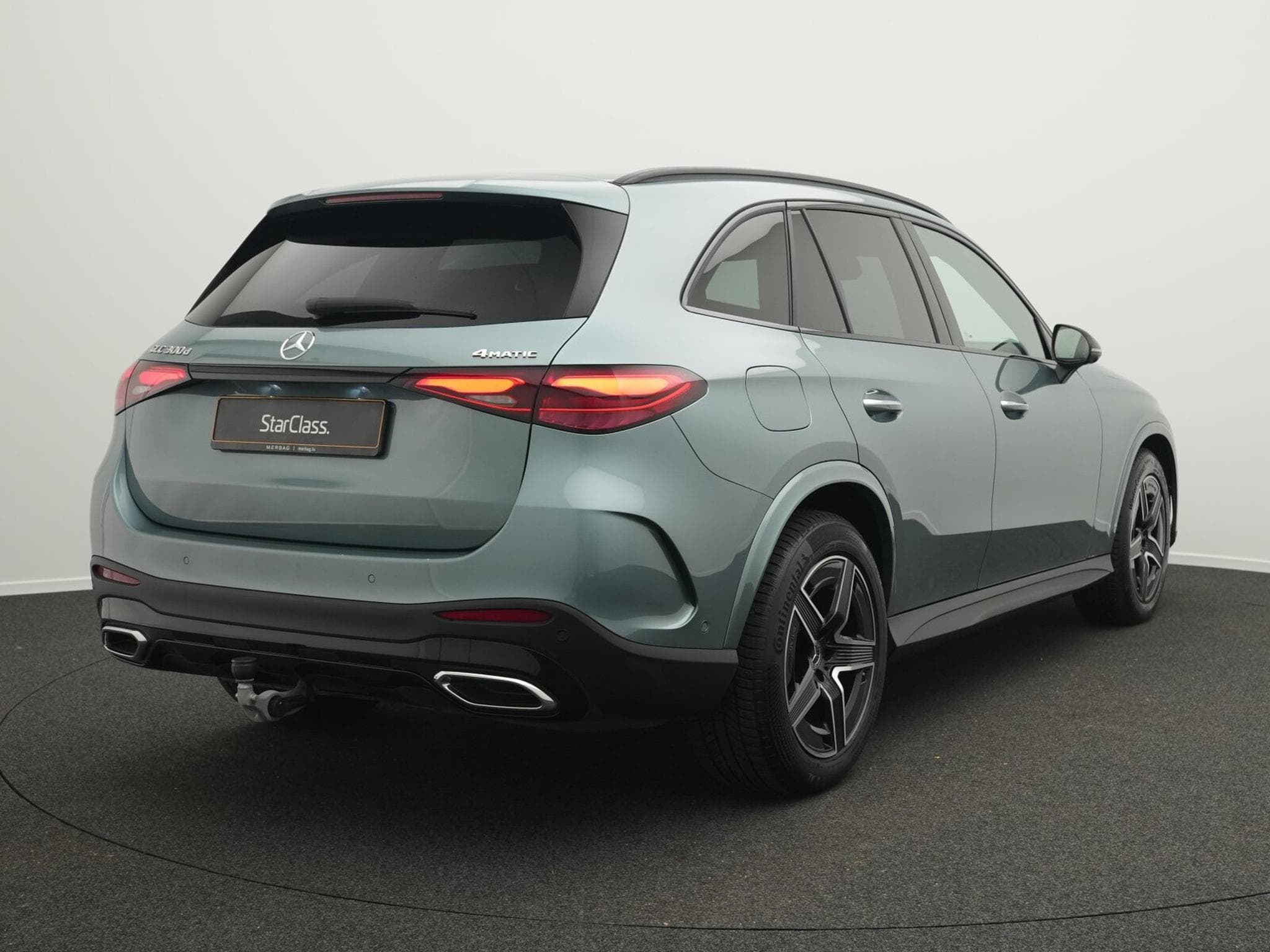 Mercedes GLC 300 d 4M AMG-Line Digital+AHK+19"+Night+Memo (2025) - Photo 3