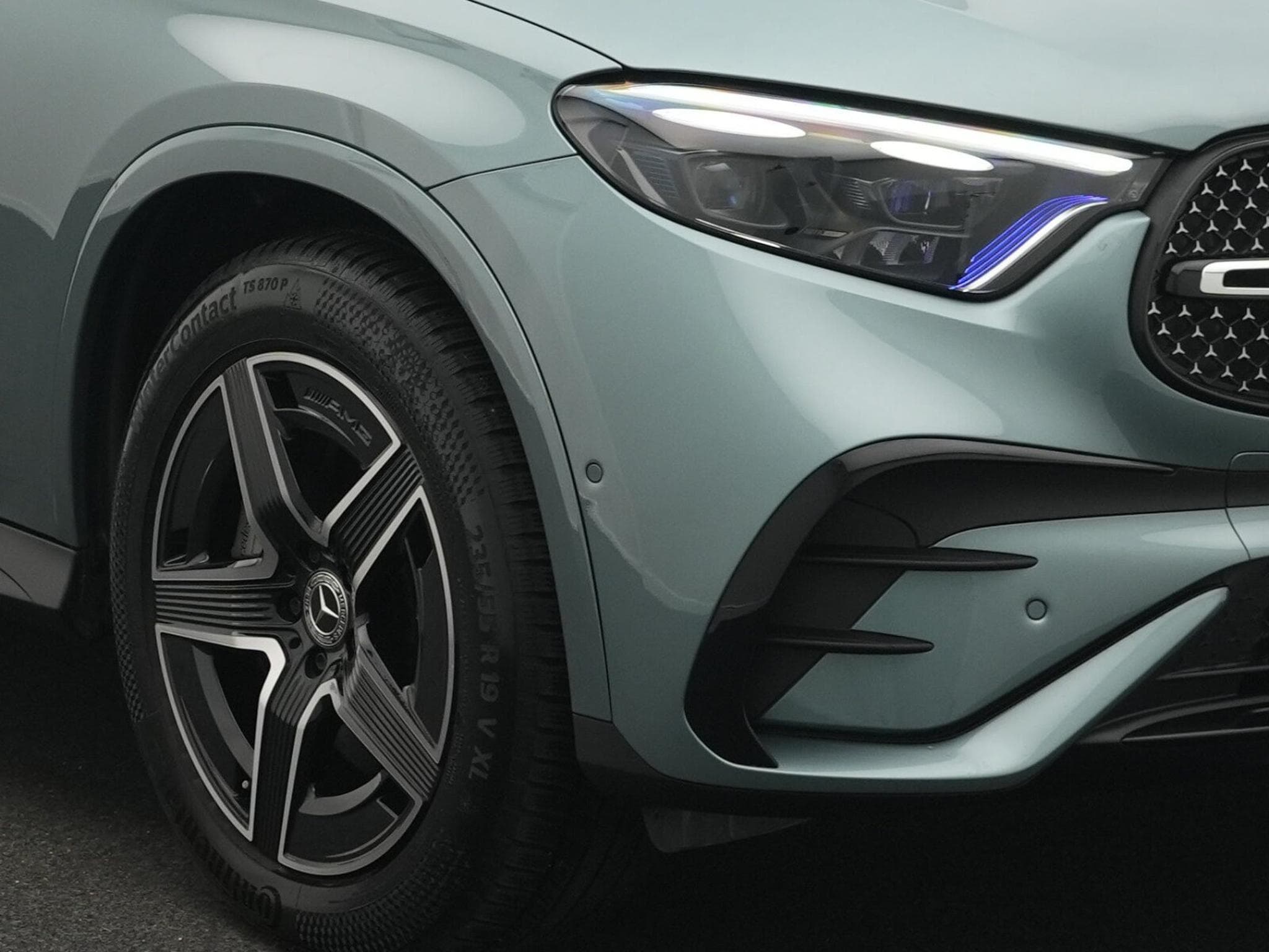 Mercedes GLC 300 d 4M AMG-Line Digital+AHK+19"+Night+Memo (2025) - Photo 9