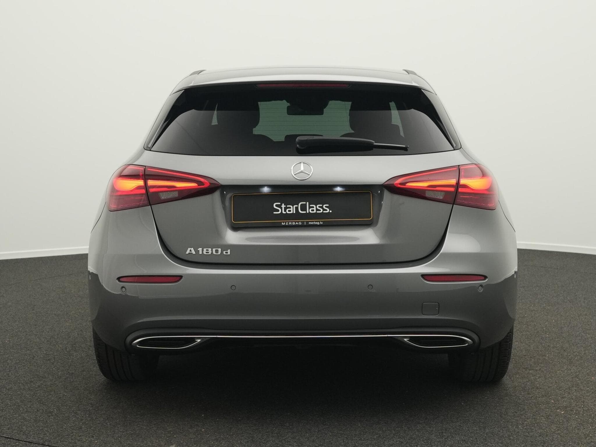 Mercedes A 180 d Progressive LED+Kamera+PTS (2025) - Photo 4