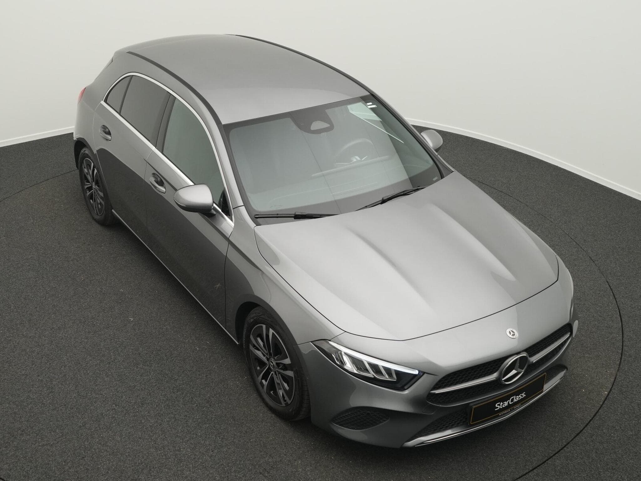 Mercedes A 180 d Progressive LED+Kamera+PTS (2025) - Photo 12